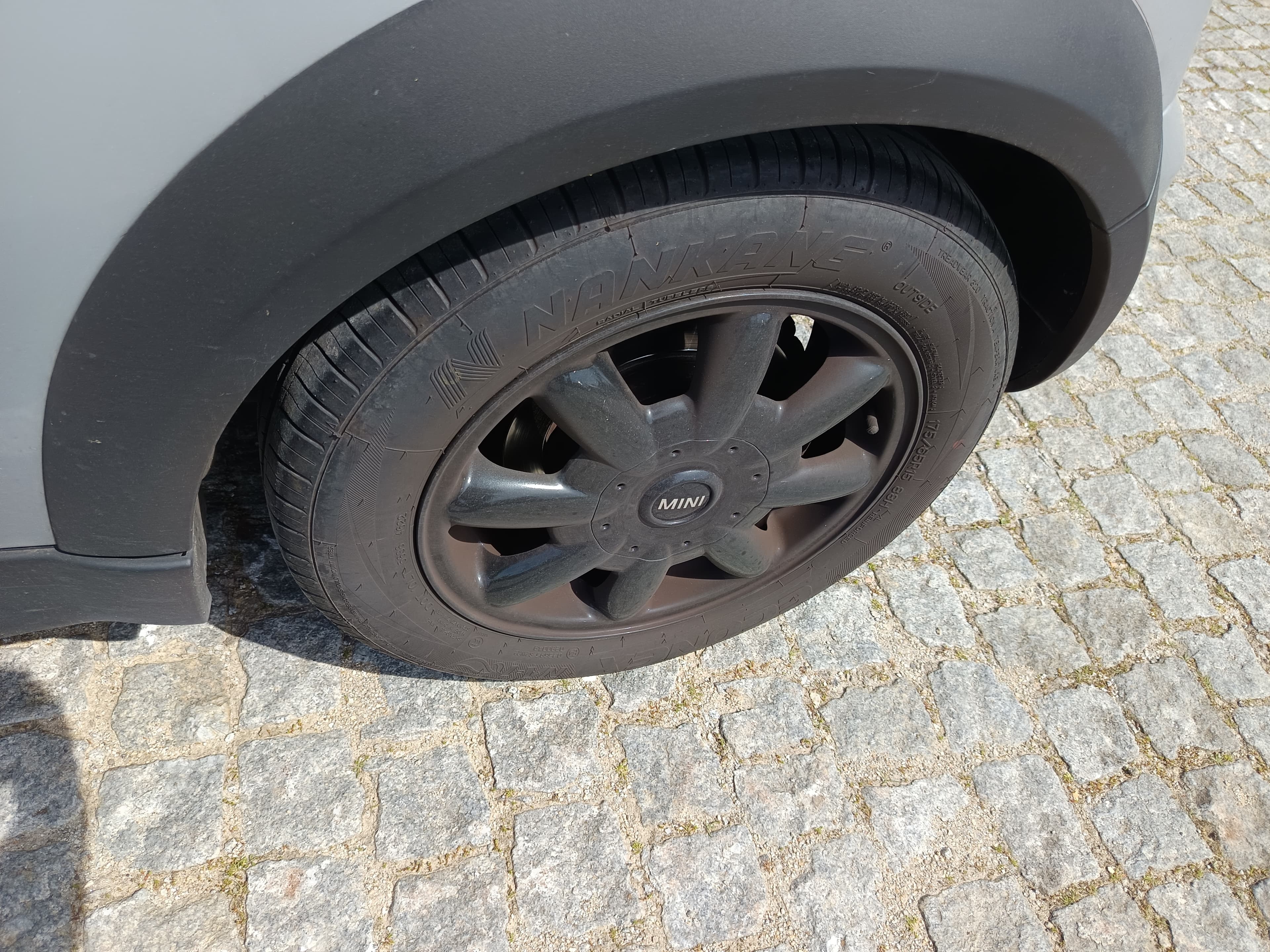 Mini Cooper D — image 10