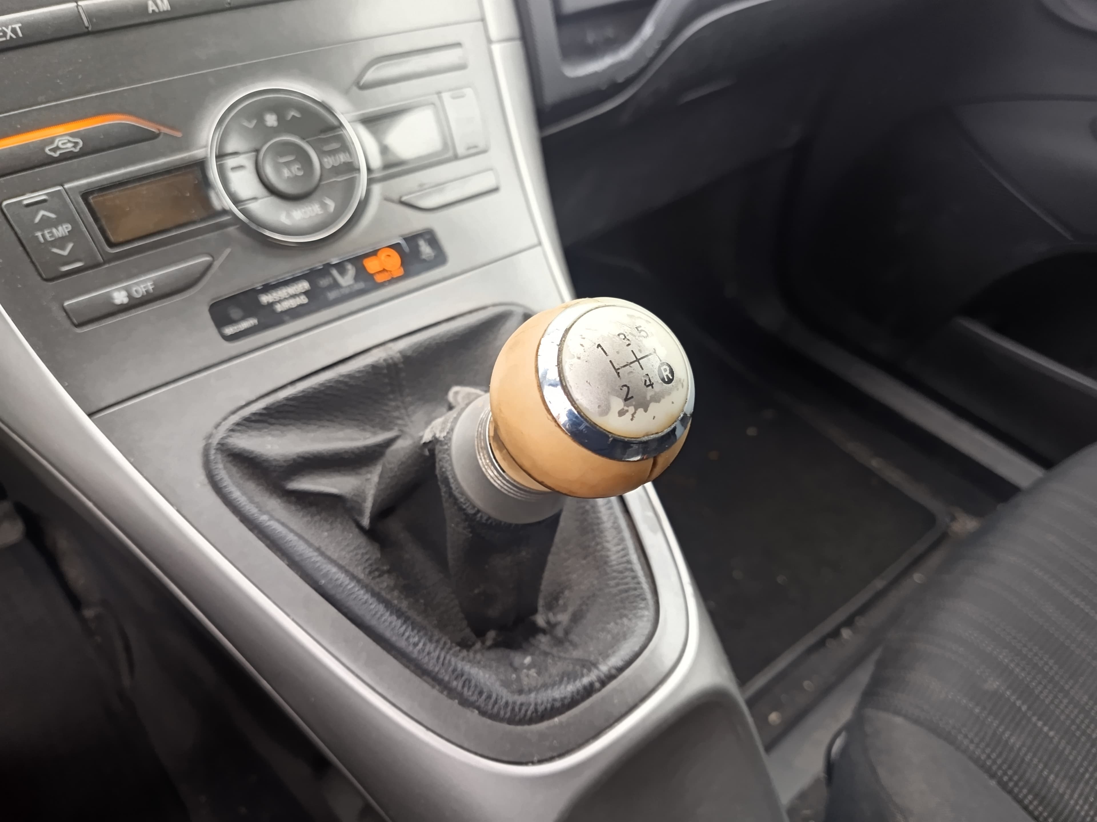 Toyota Auris · Ano 2008 — imagem 38