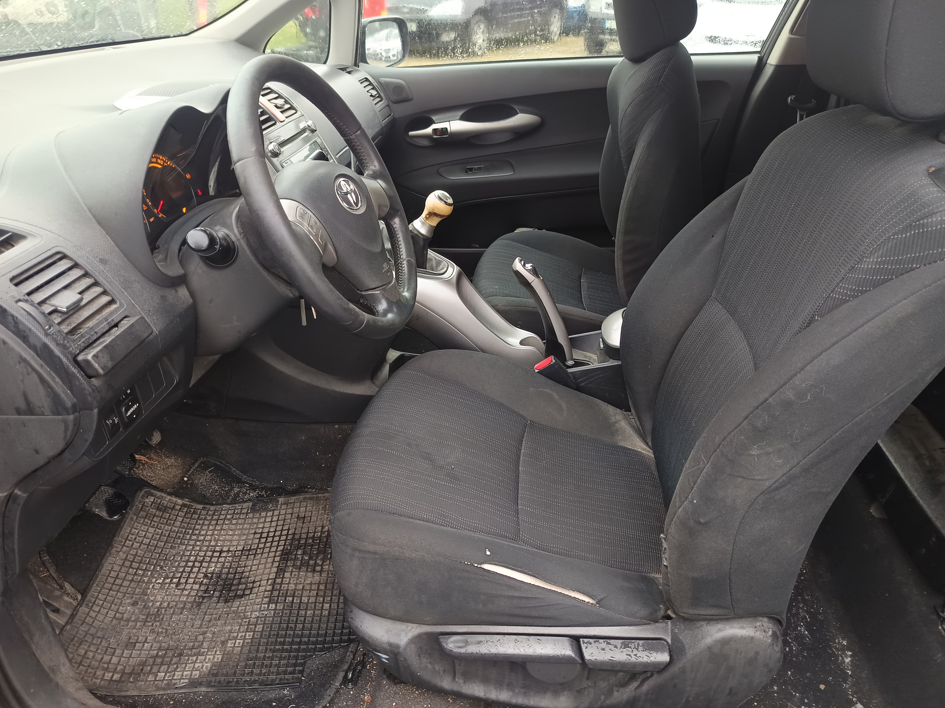 Toyota Auris · Ano 2008 — imagem 29