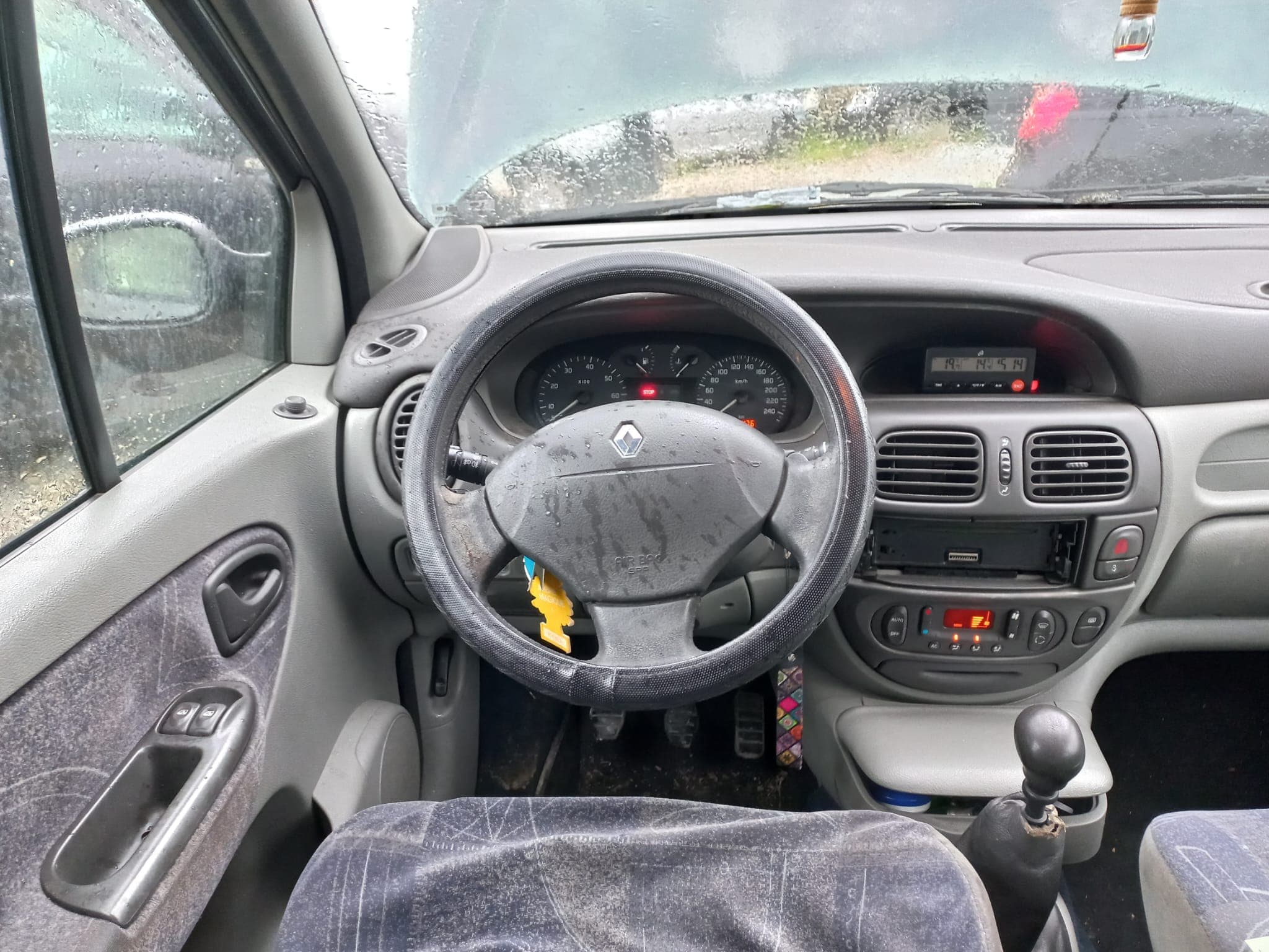 Renault Mégane Scénic JA · Ano 2001 — image 8