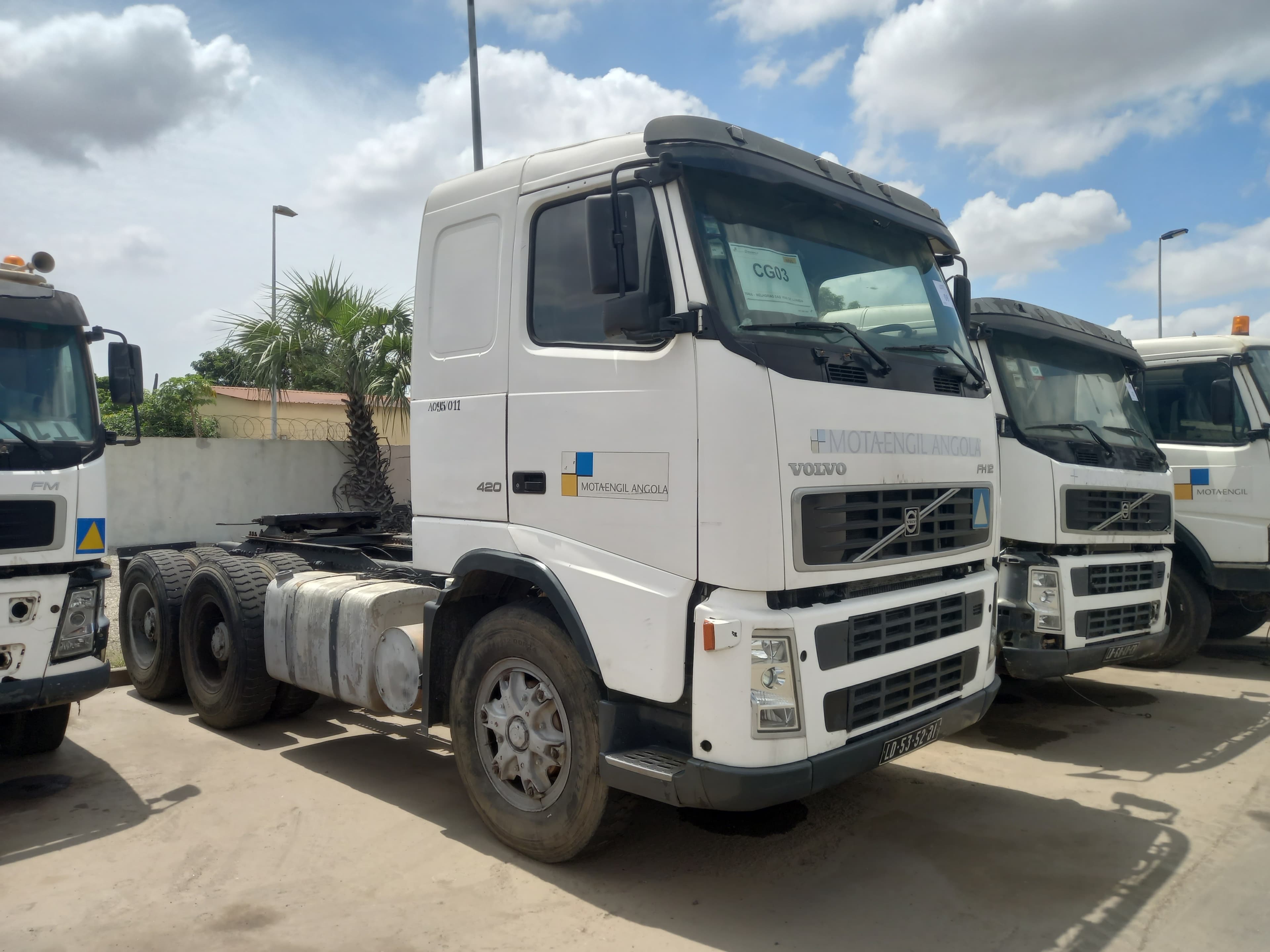 Camião Trator (6X4) VOLVO FH 12 420 — image 8