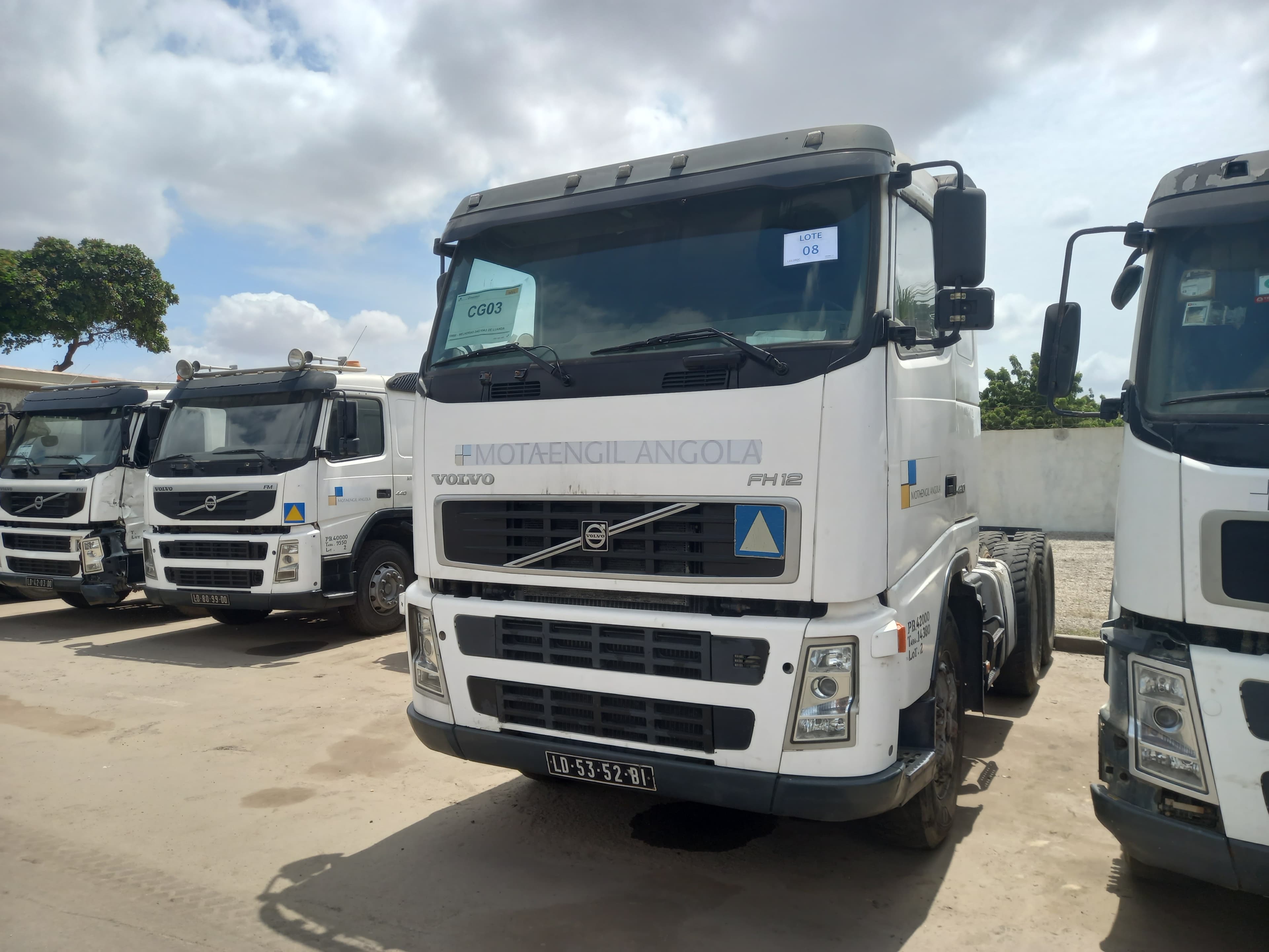 Camião Trator (6X4) VOLVO FH 12 420 — image 6
