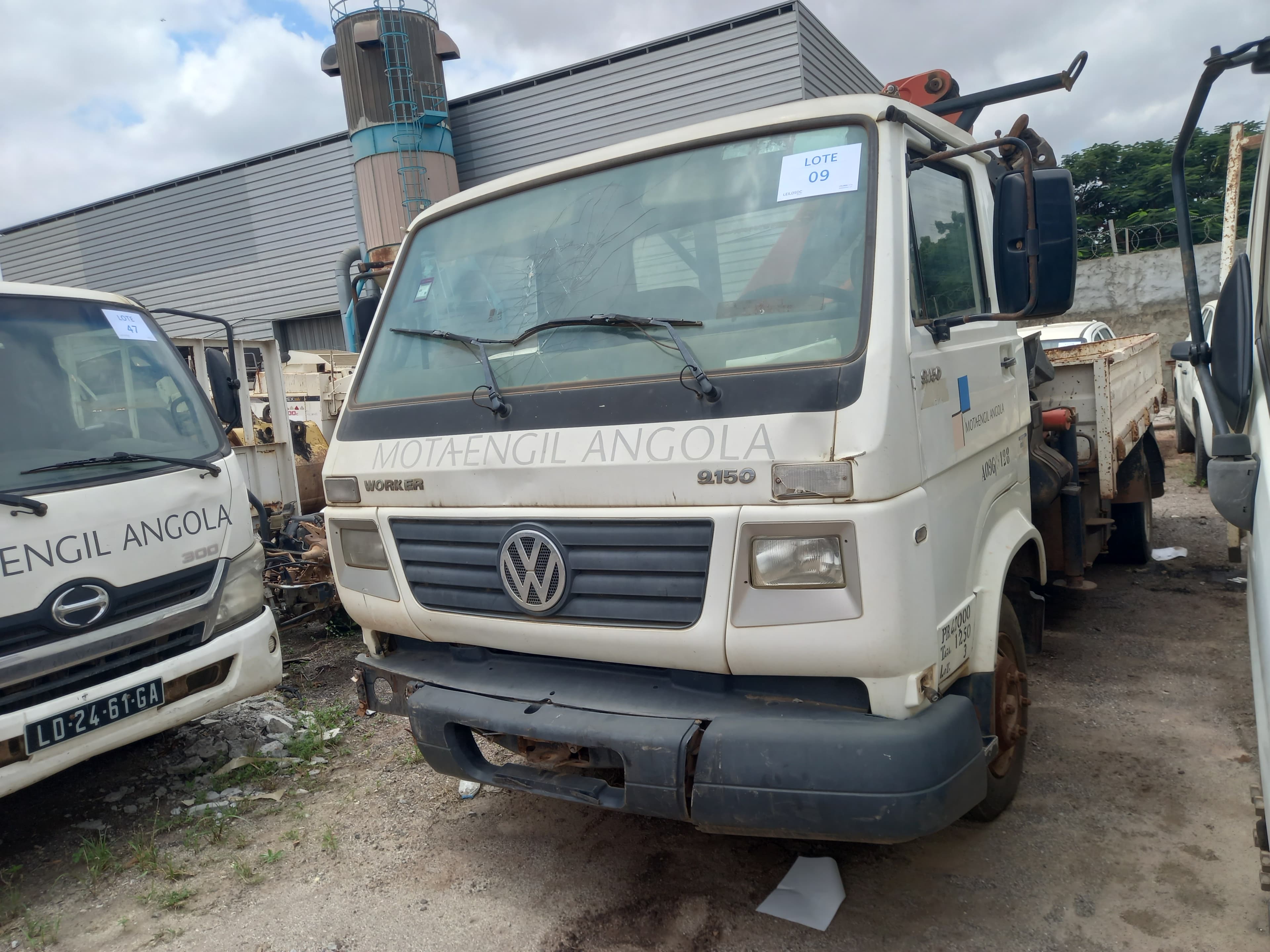 Camião 6 T c/ Braço Hidráulico VOLKSWAGEN WORKER 9.150 — imagem 4