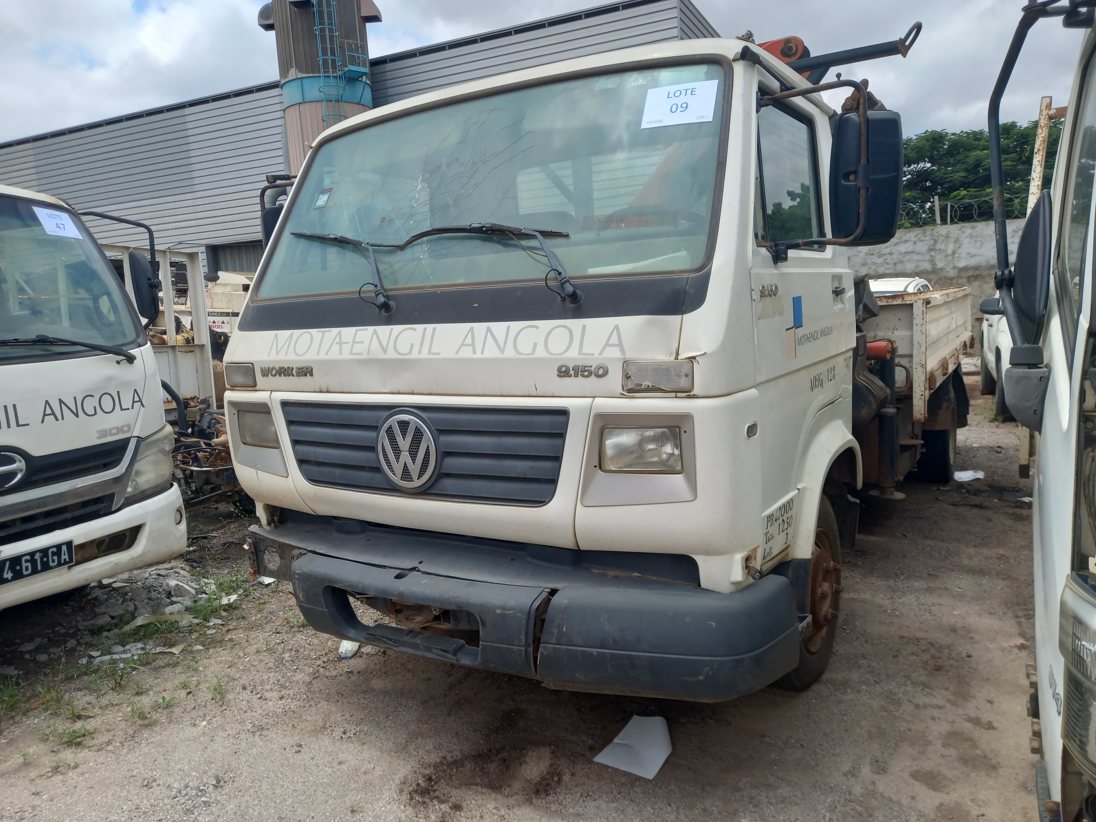 Camião 6 T c/ Braço Hidráulico VOLKSWAGEN WORKER 9.150 — imagem 3