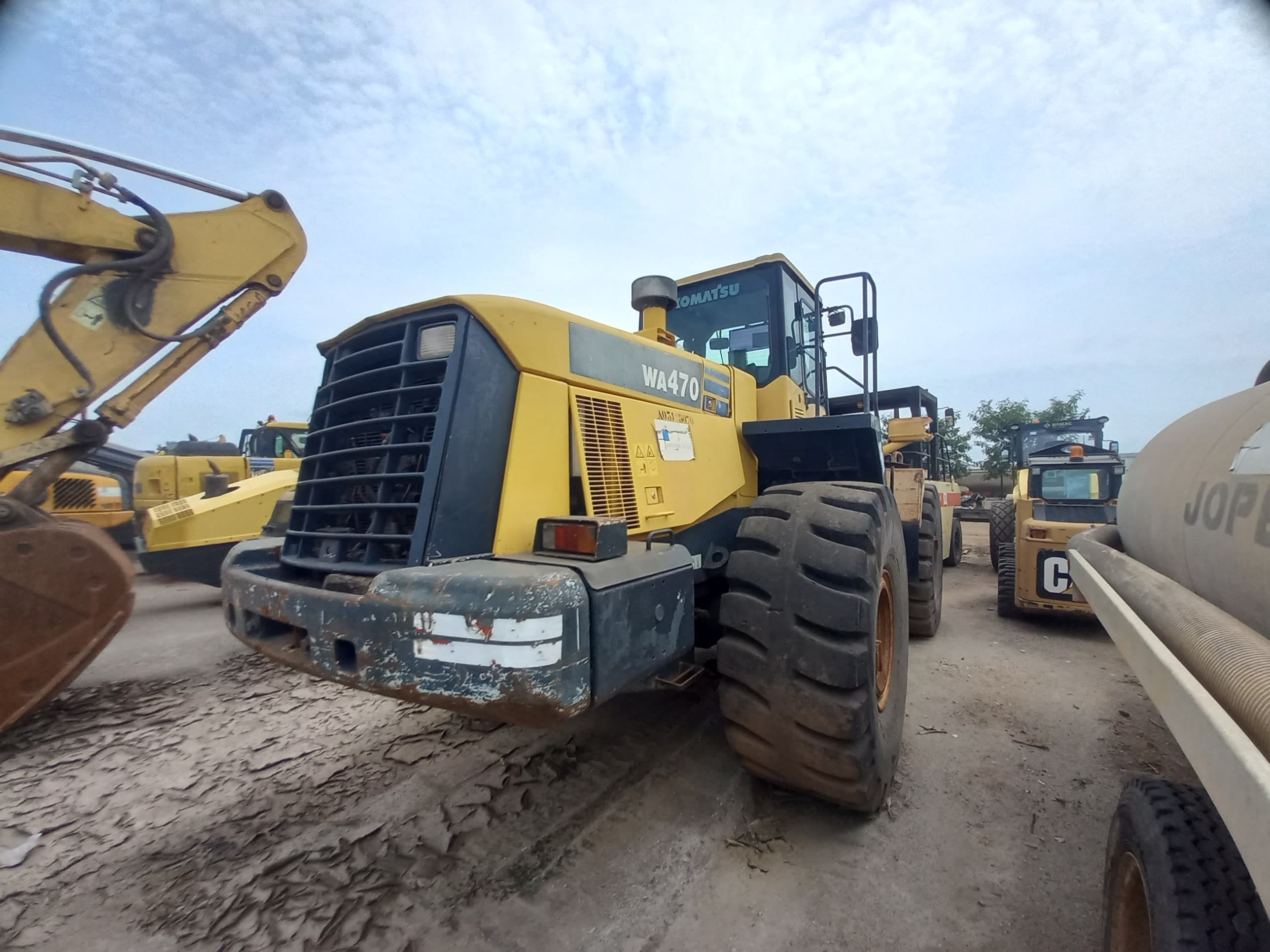 Pá Carregadora de Pneus 25 T KOMATSU WA470-5 — imagem 6
