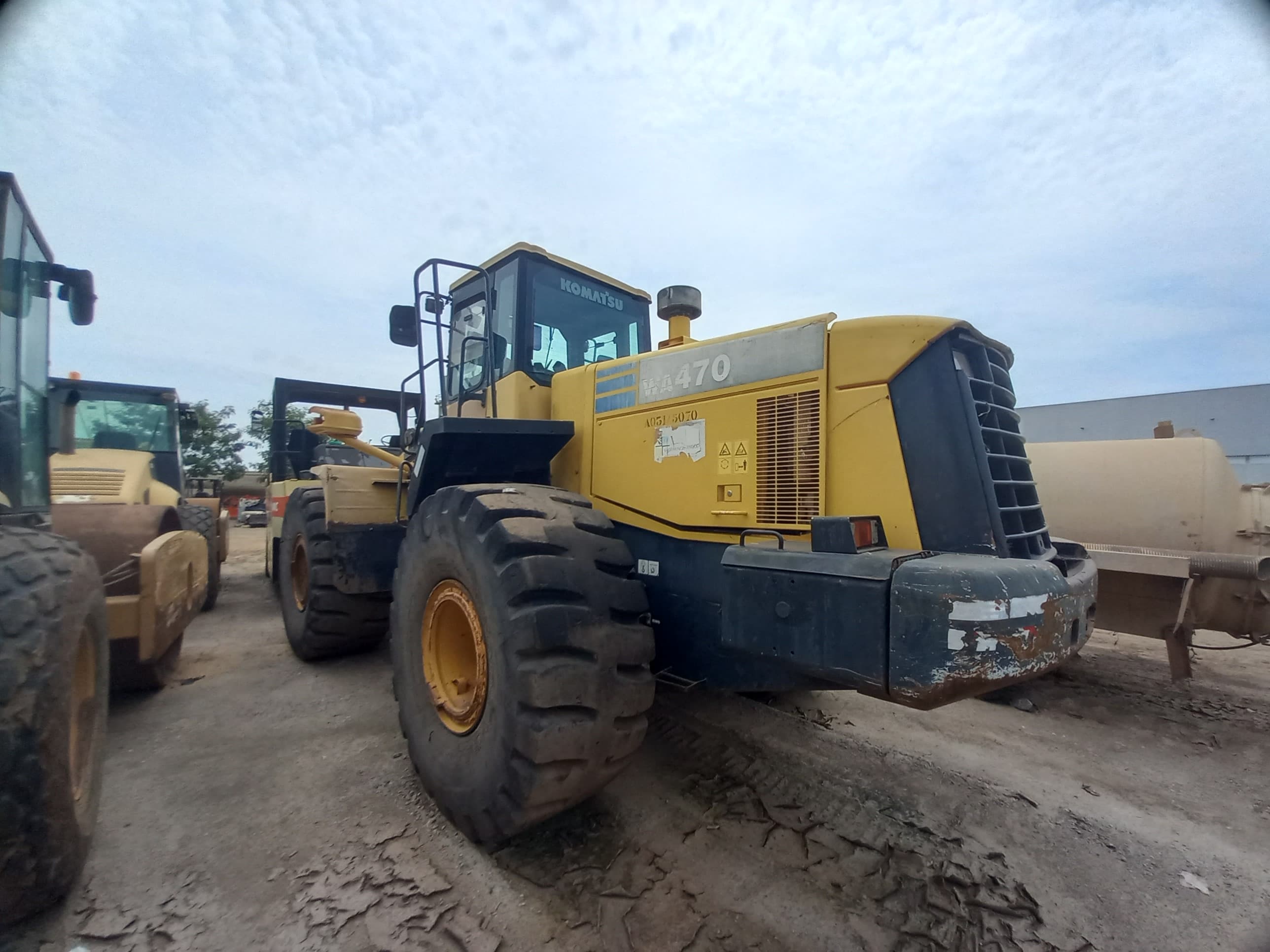 Pá Carregadora de Pneus 25 T KOMATSU WA470-5 — imagem 5