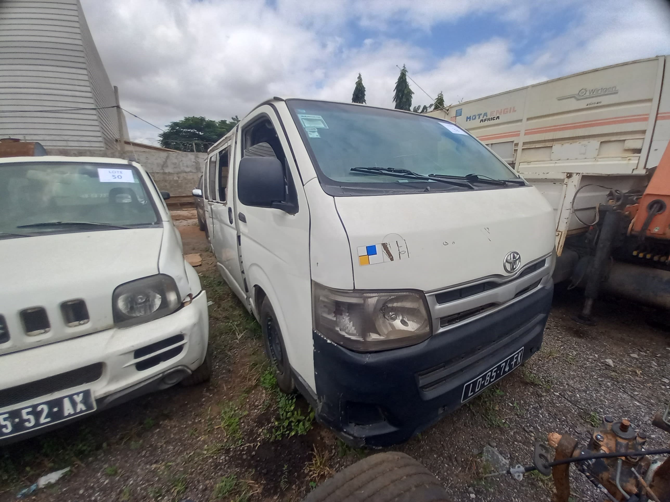 Miniautocarro TOYOTA HIACE — imagem 3