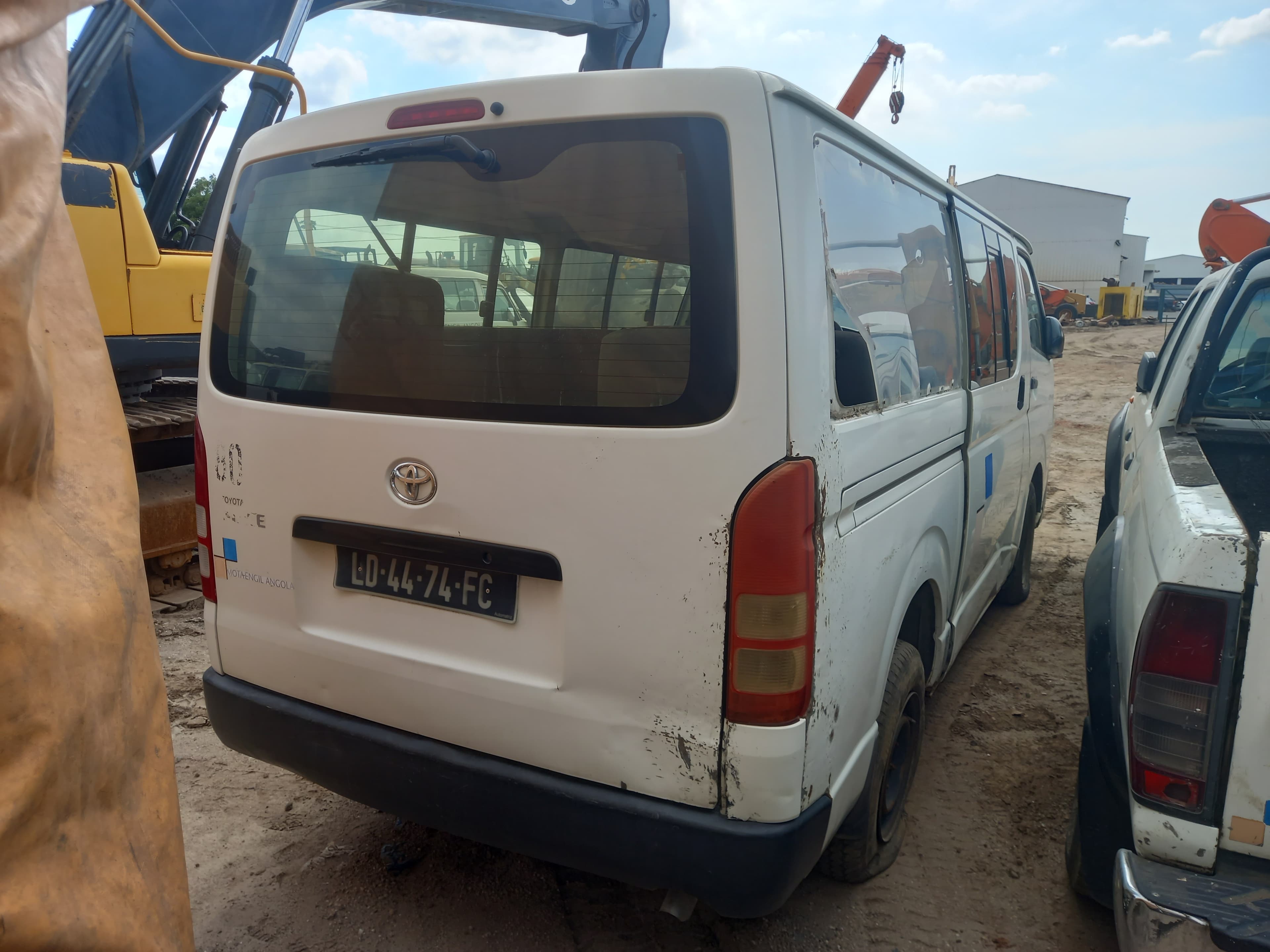 Miniautocarro TOYOTA HIACE — imagem 6