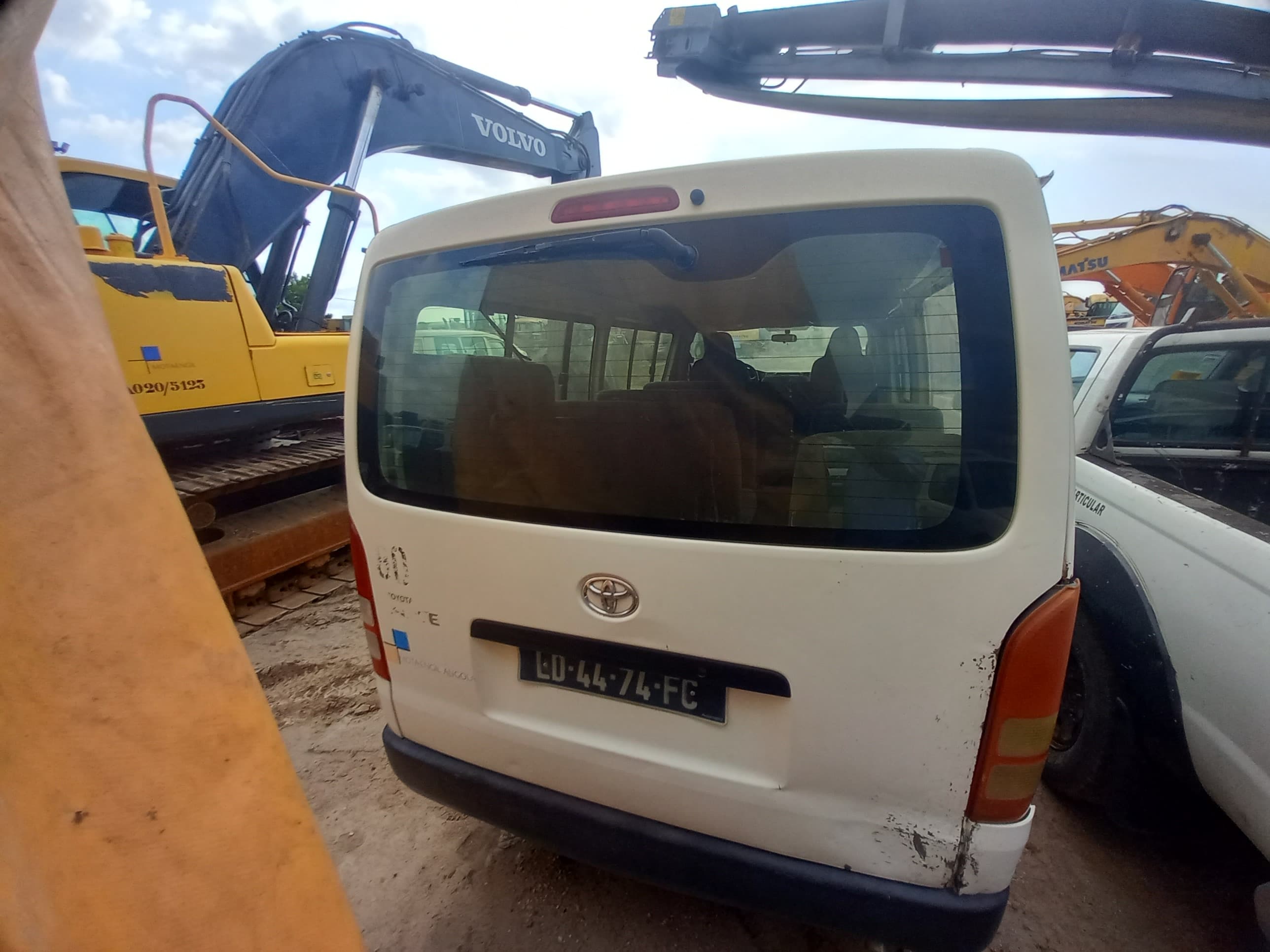Miniautocarro TOYOTA HIACE — imagem 7