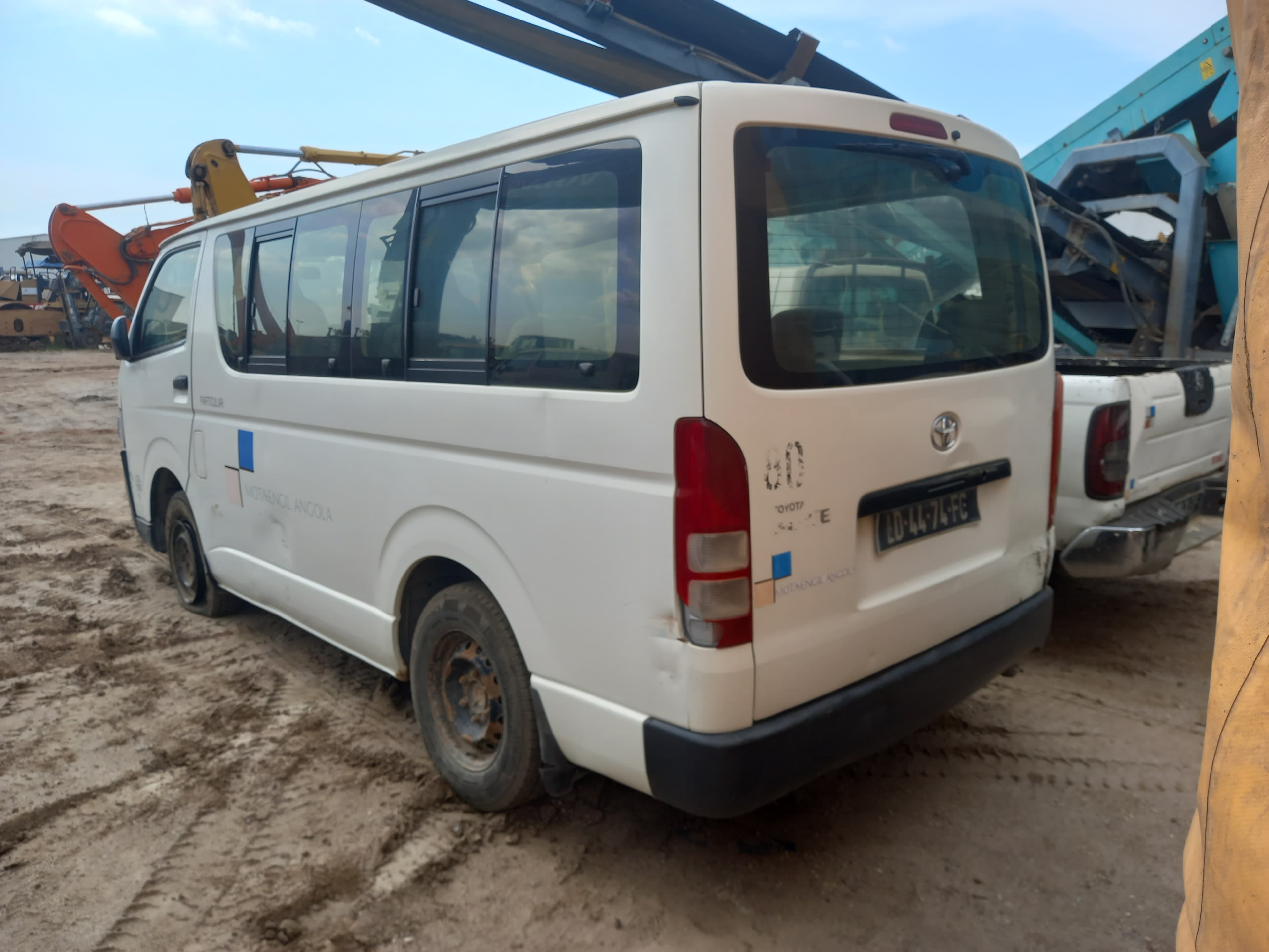 Miniautocarro TOYOTA HIACE — imagem 5
