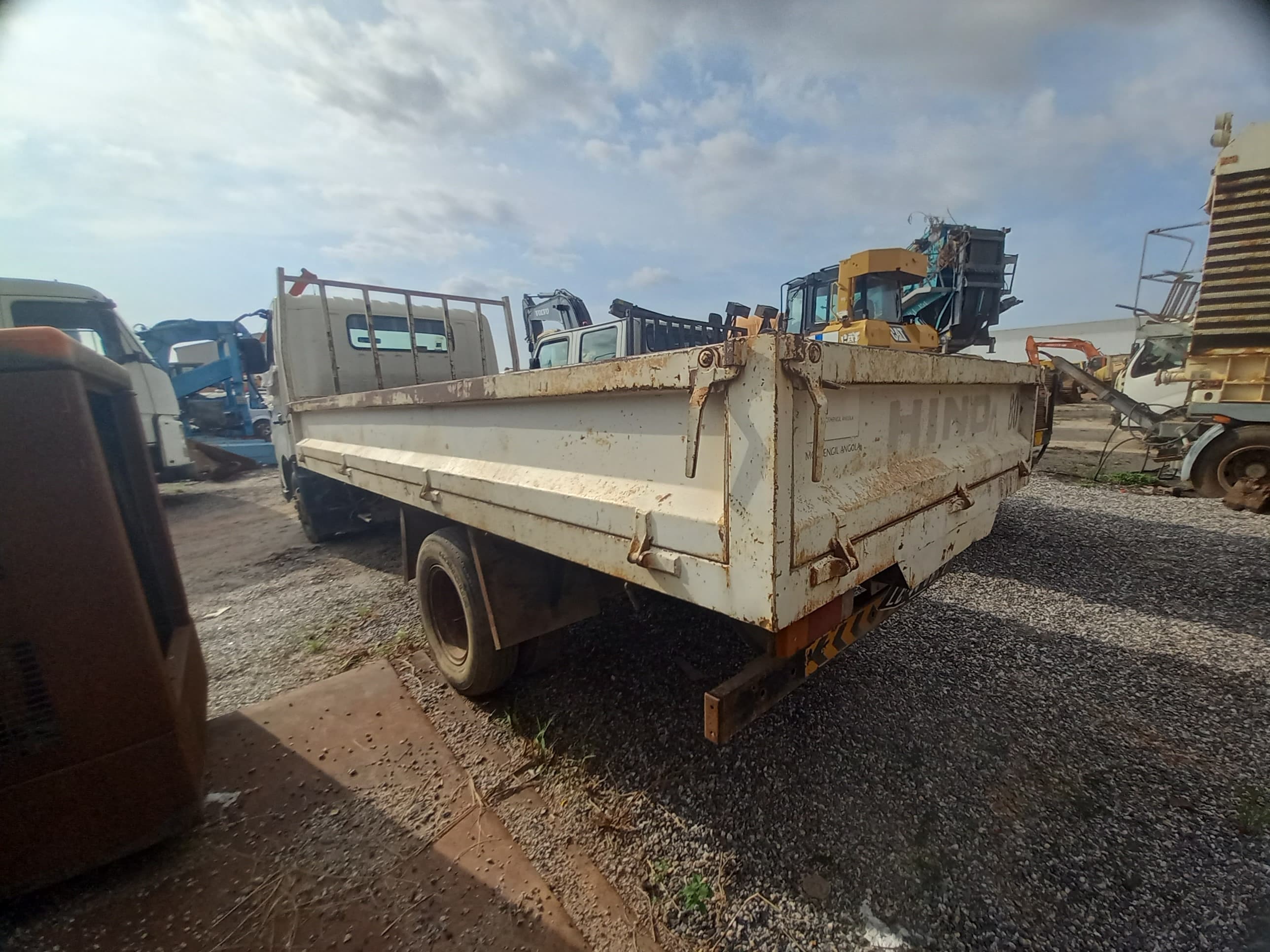 HINO 300 SC — image 6