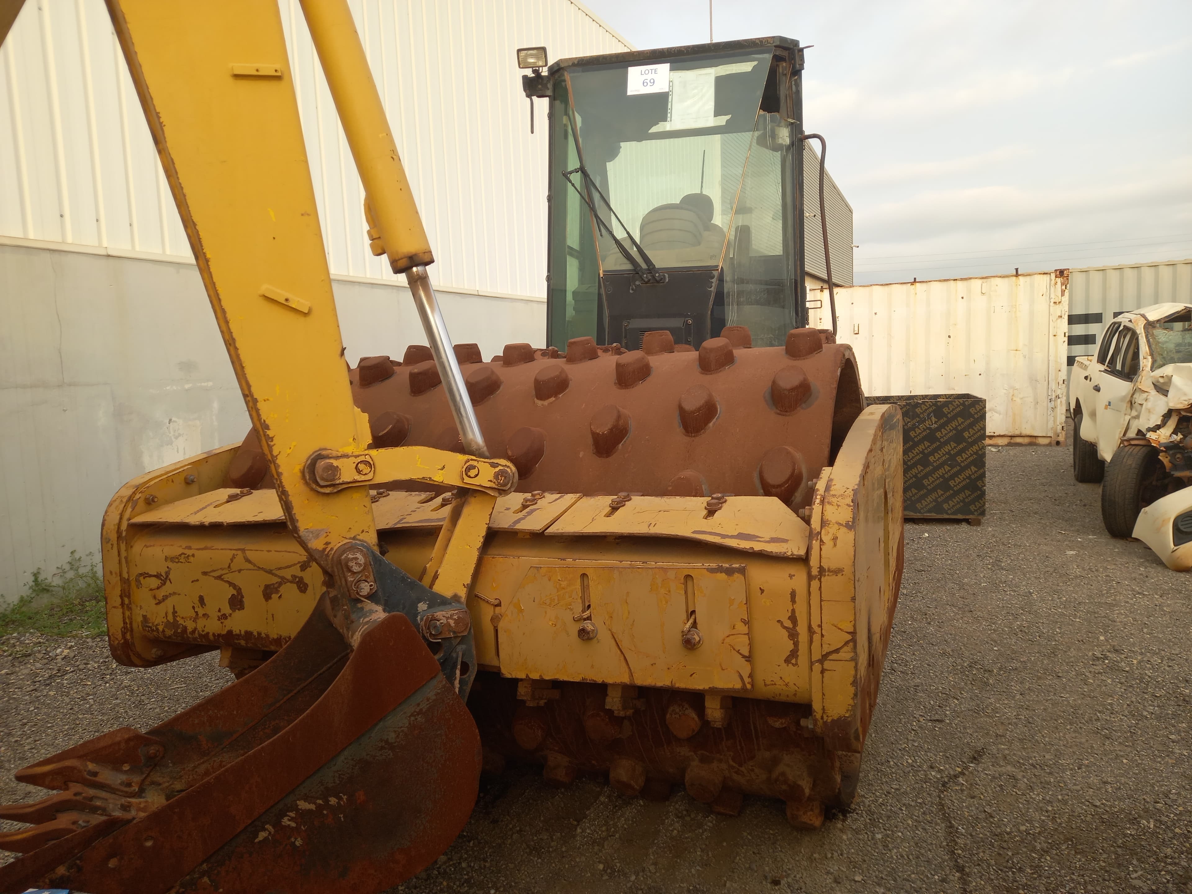 Cil. Auto-Prop CATERPILLAR CS583 E — imagem 2