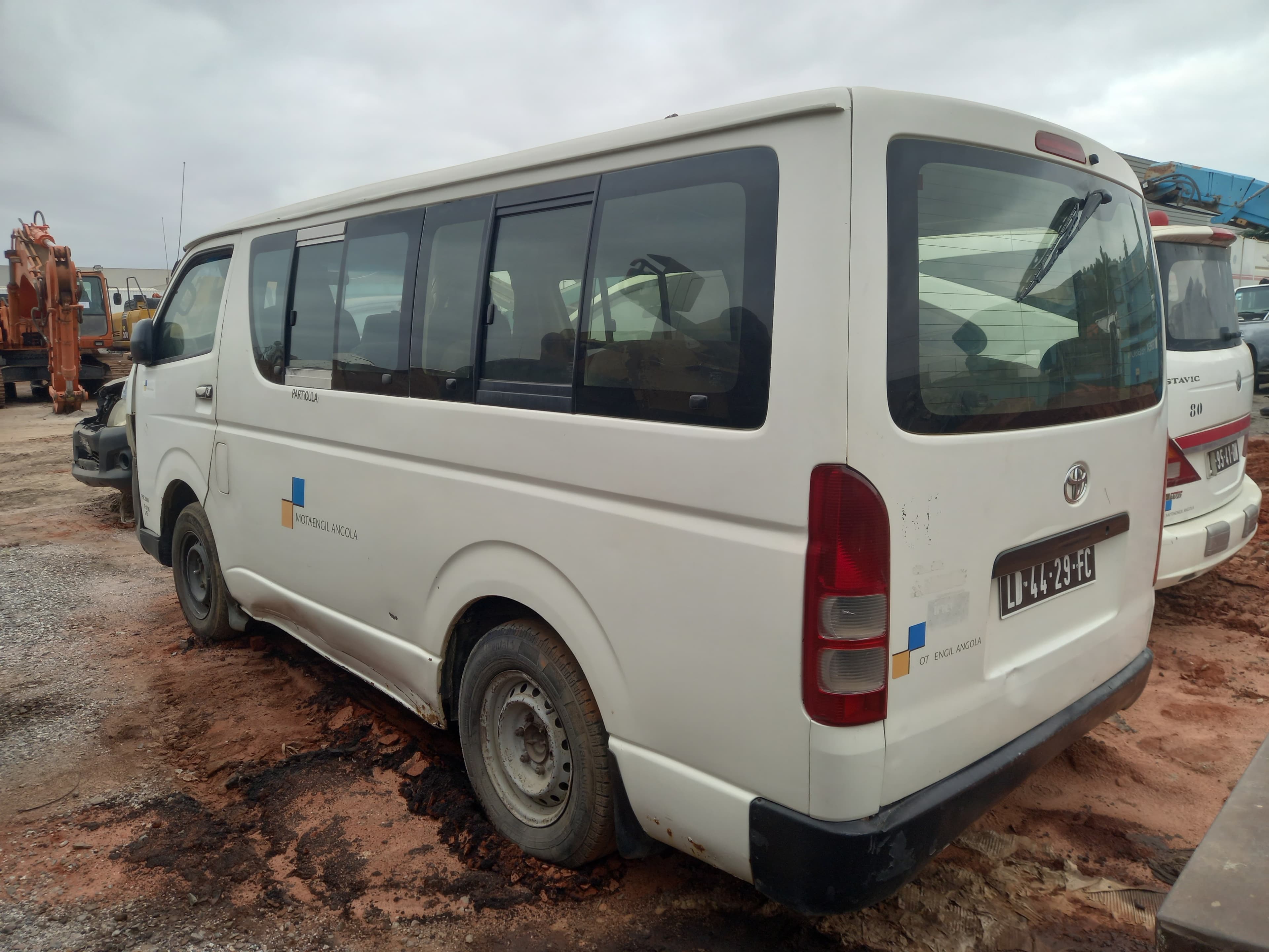 Miniautocarro TOYOTA HIACE — image 4