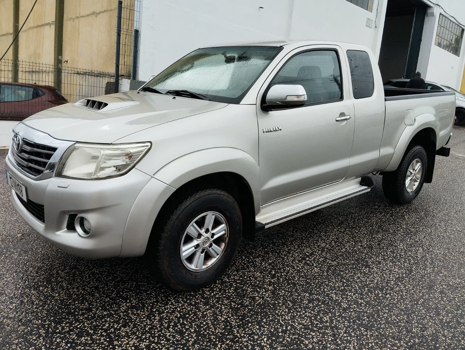 Toyota Hilux · Year 2013 — image 1