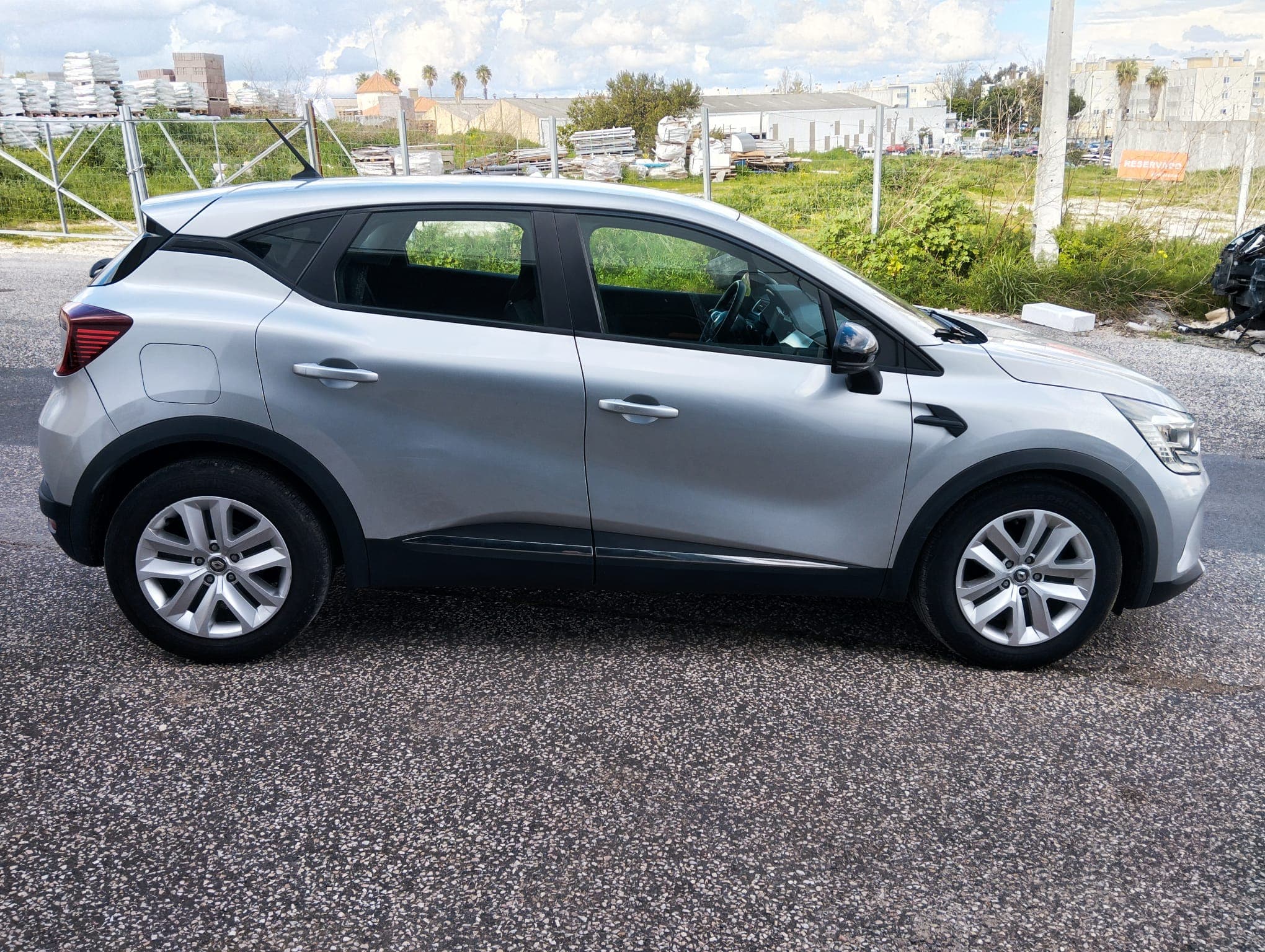 Renault Captur · Ano 2021 — imagem 7
