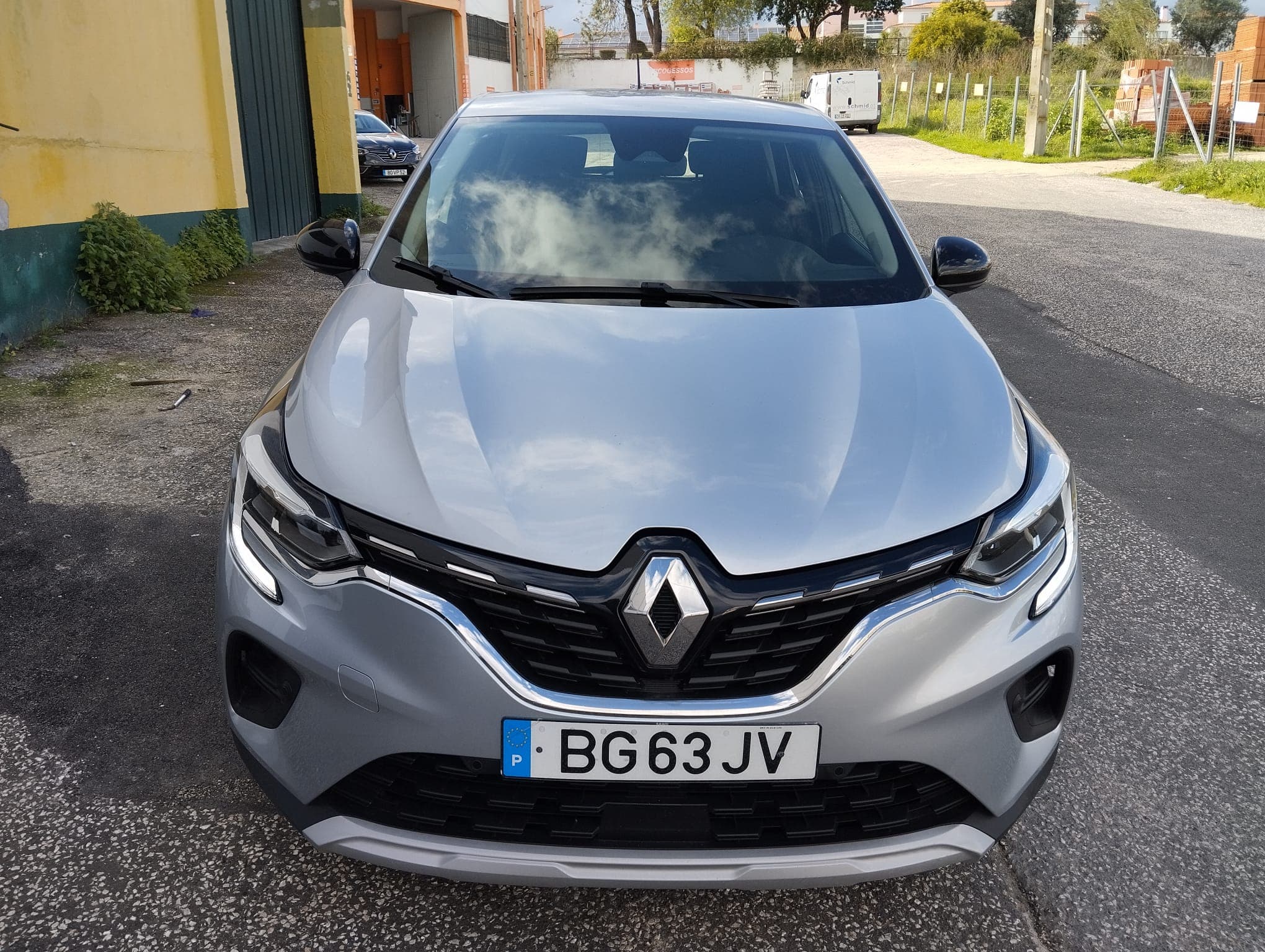 Renault Captur · Ano 2021 — imagem 2