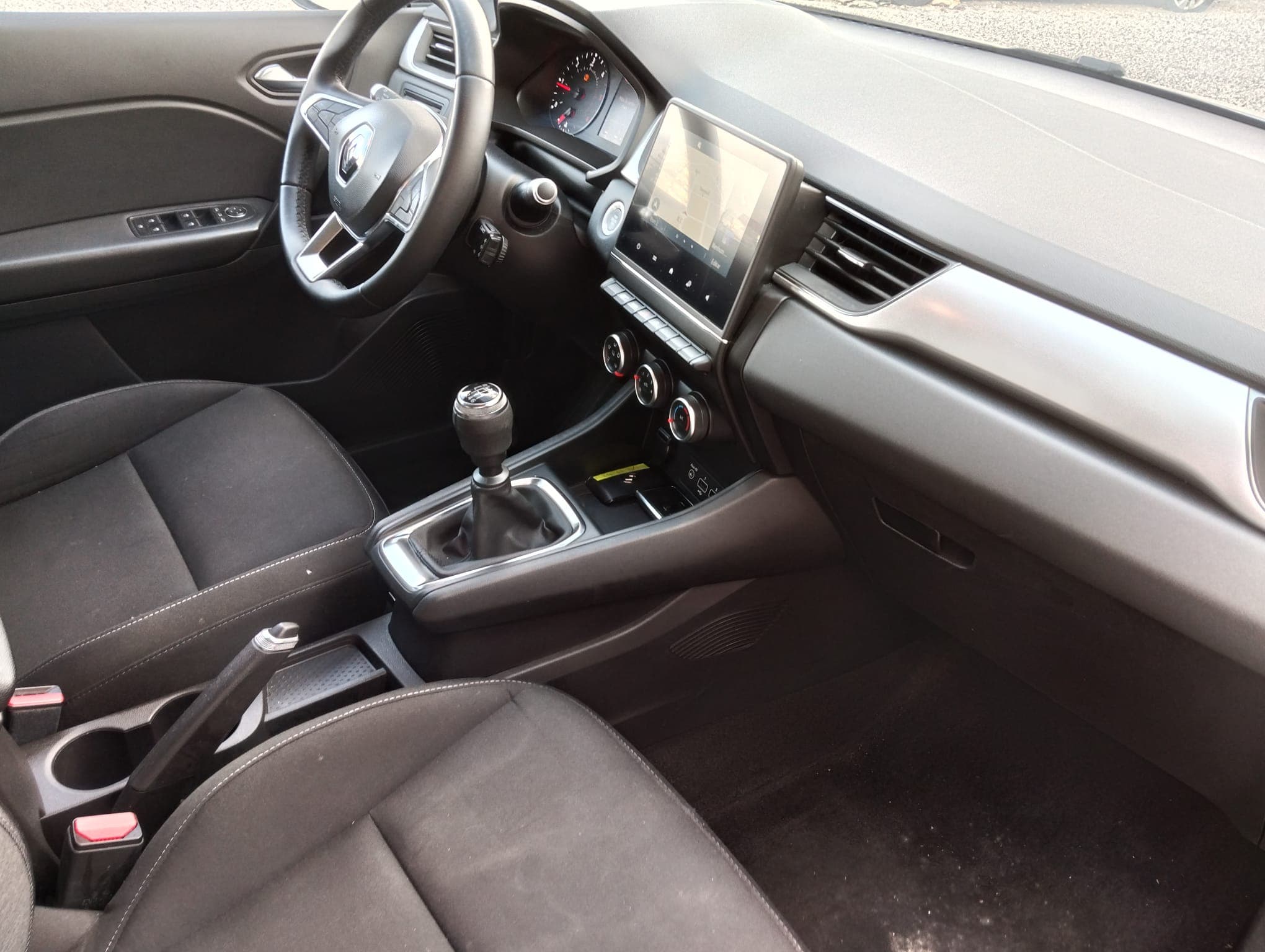 Renault Captur · Ano 2021 — imagem 23