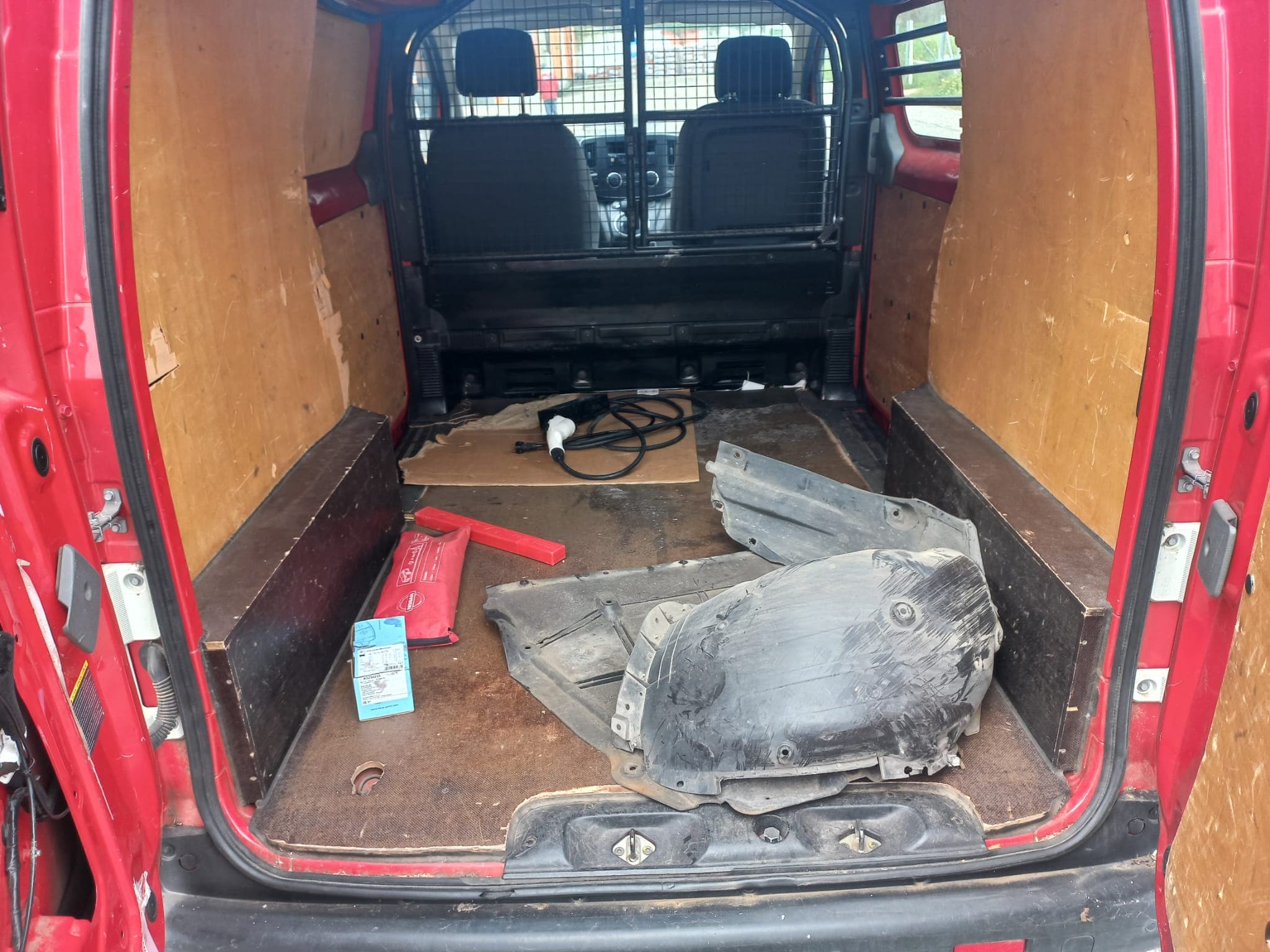 Nissan NV200 · Ano 2015 — imagem 12