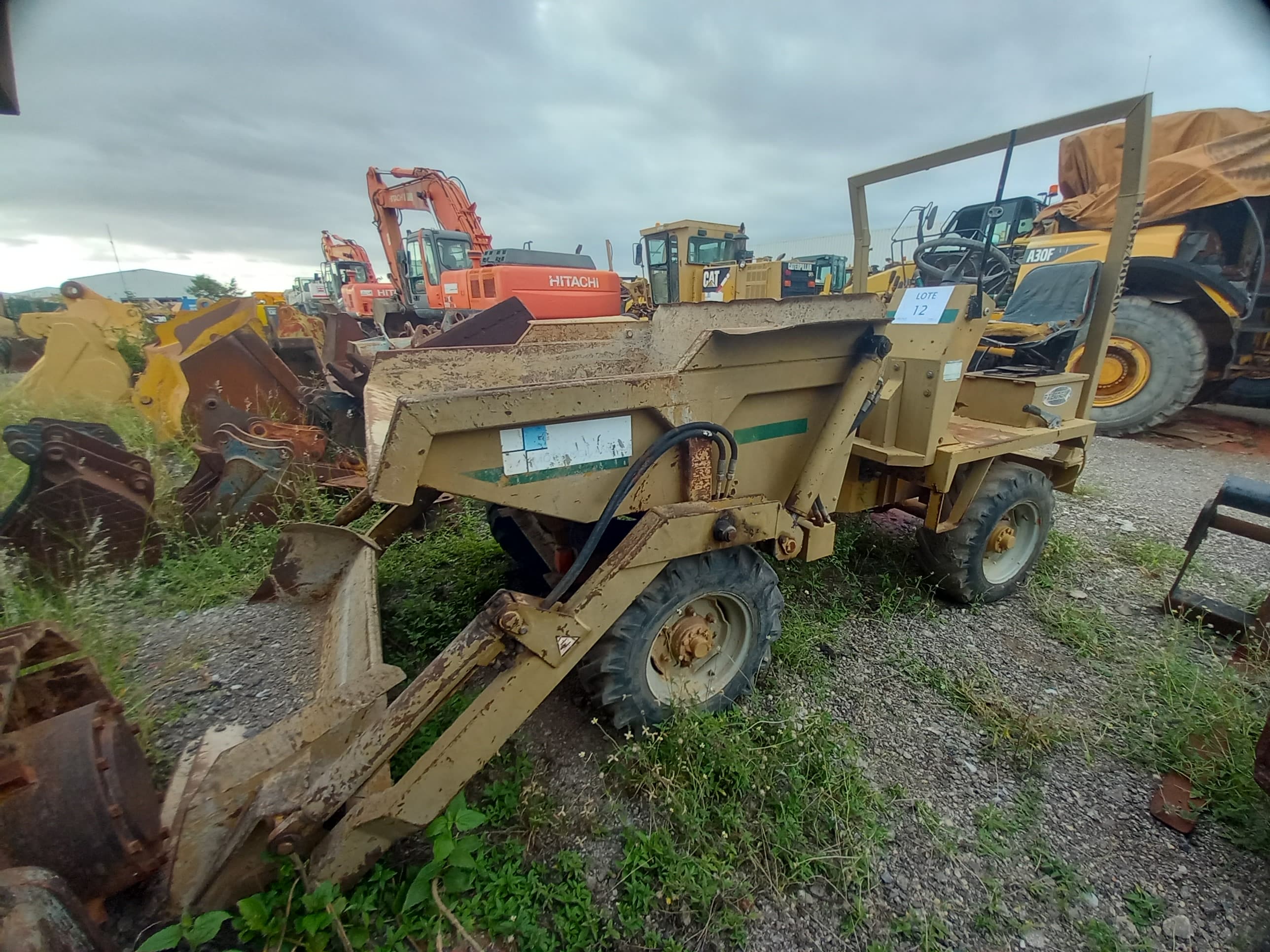 Dumpers (4X4) + Geradores + Bomba Betão 50 M3/H — imagem 7