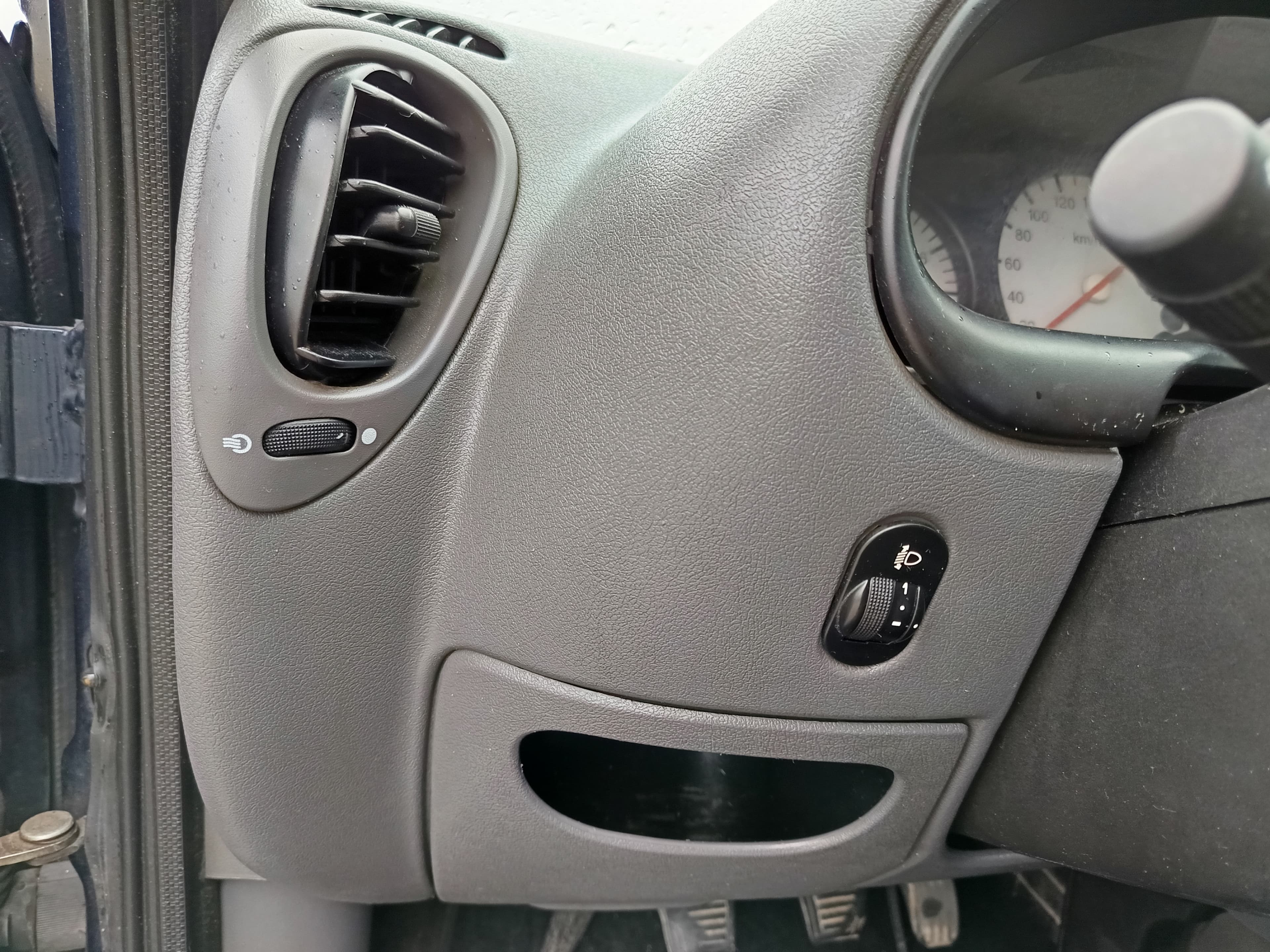 Ford Fiesta · Ano 1999 — image 43