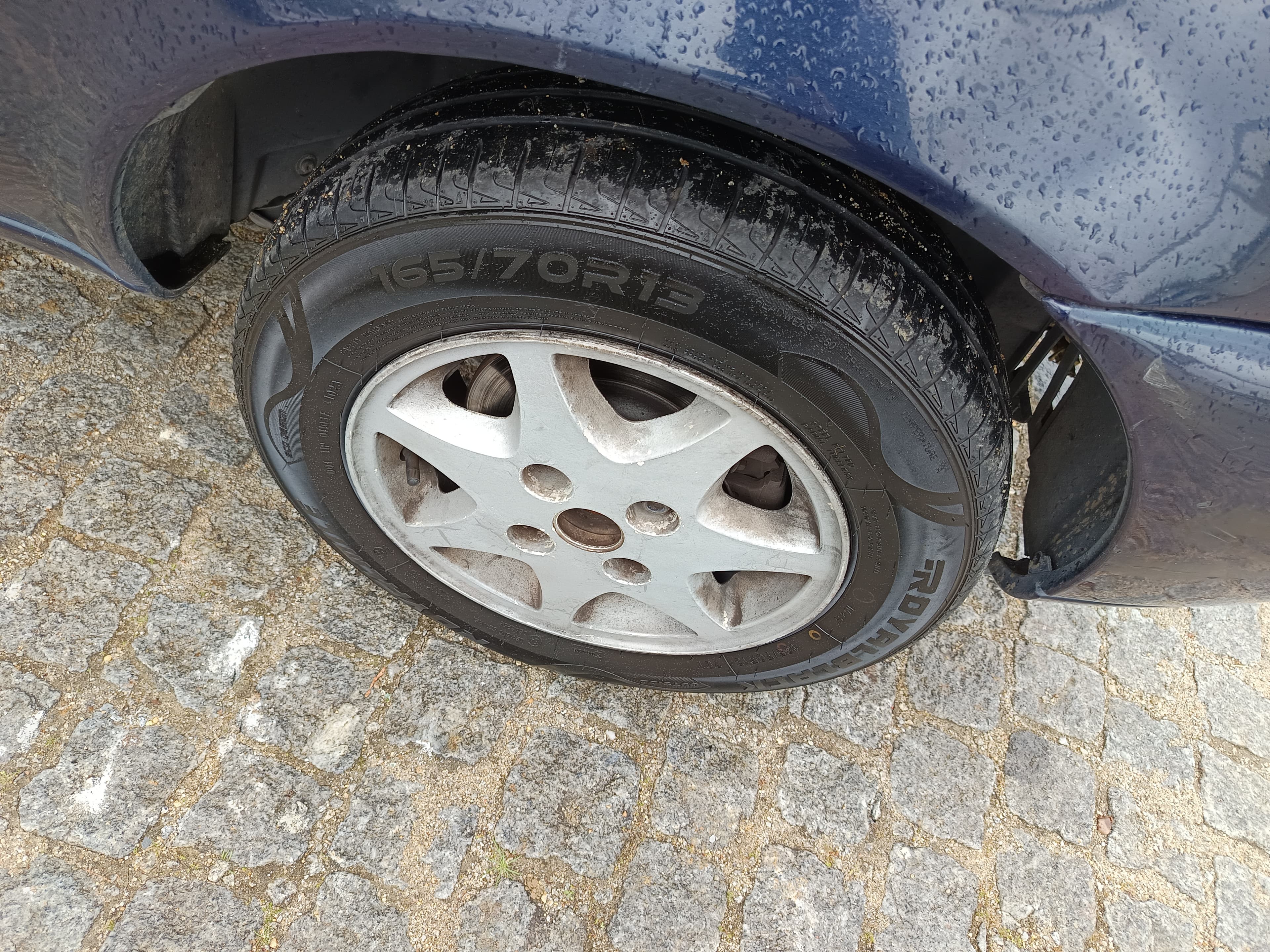 Ford Fiesta · Ano 1999 — image 8