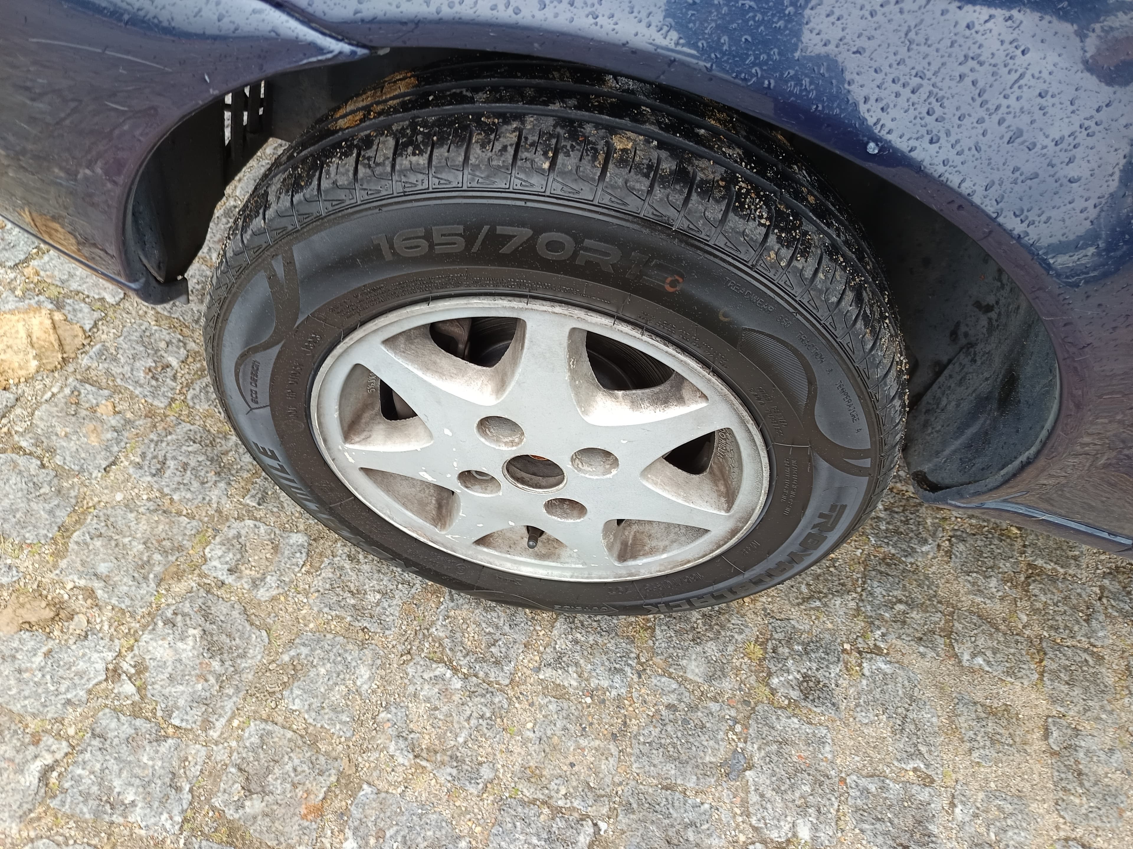 Ford Fiesta · Ano 1999 — image 15