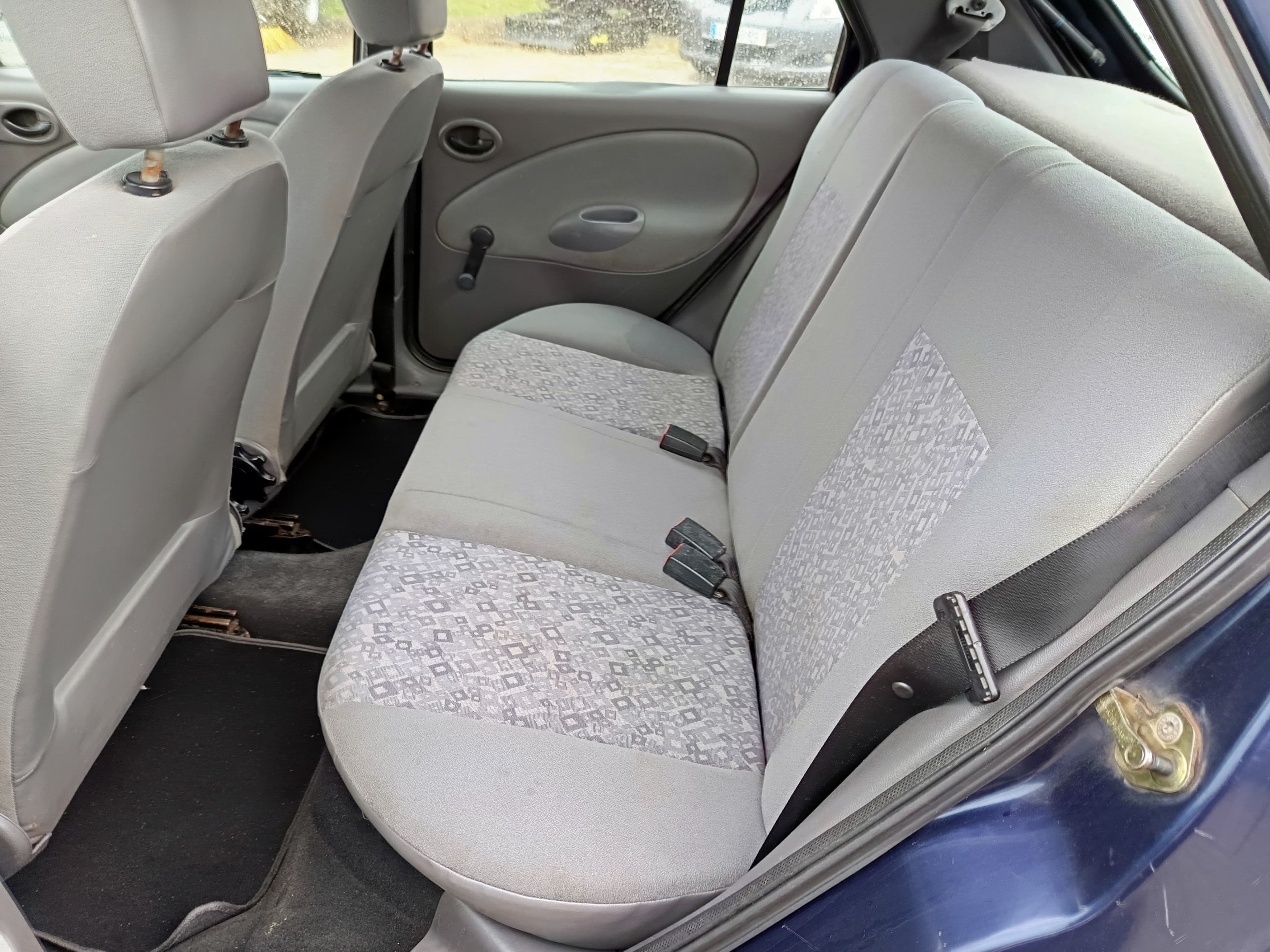Ford Fiesta · Ano 1999 — image 31