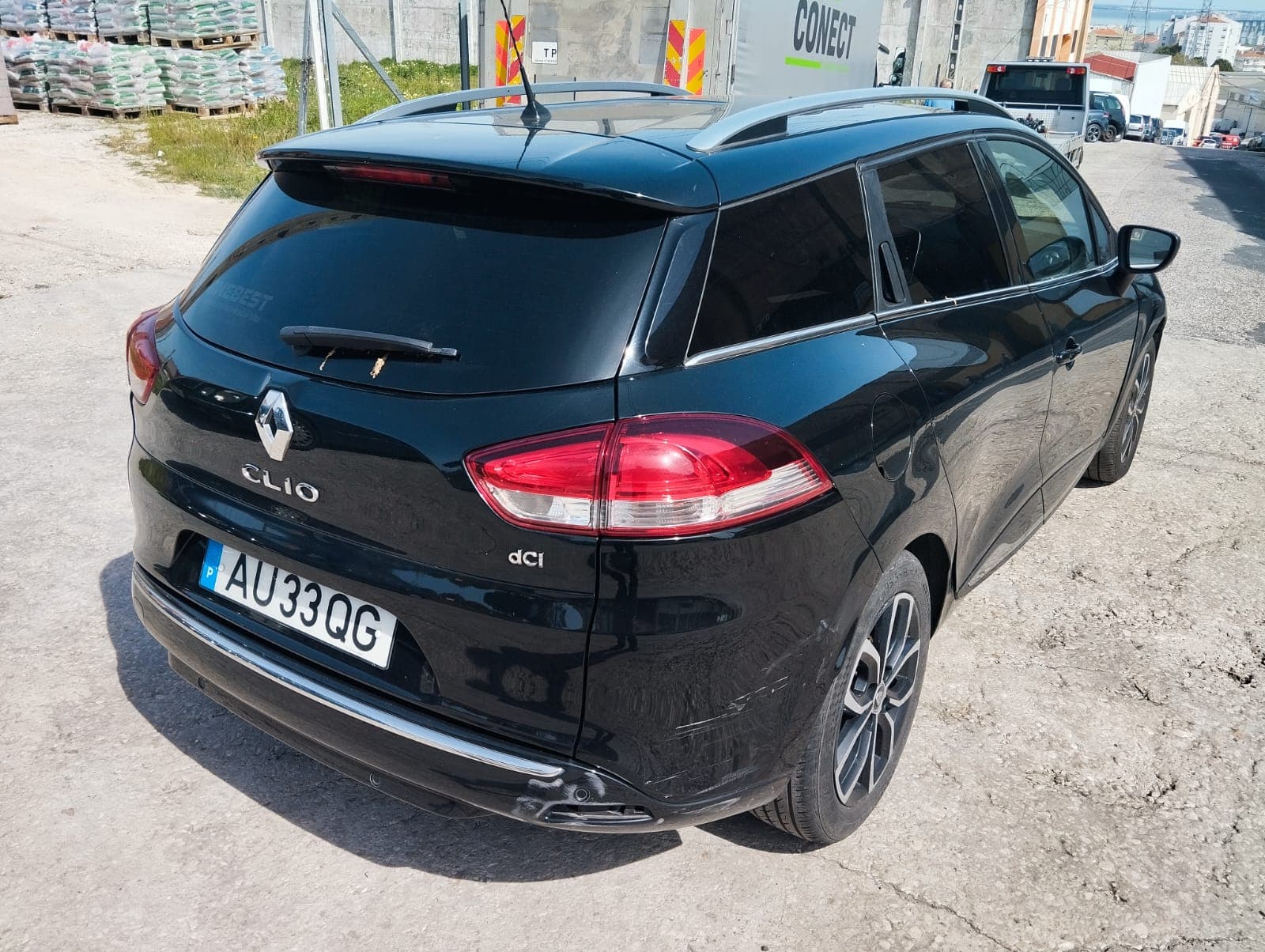 Renault Clio · Ano 2015 — imagem 8