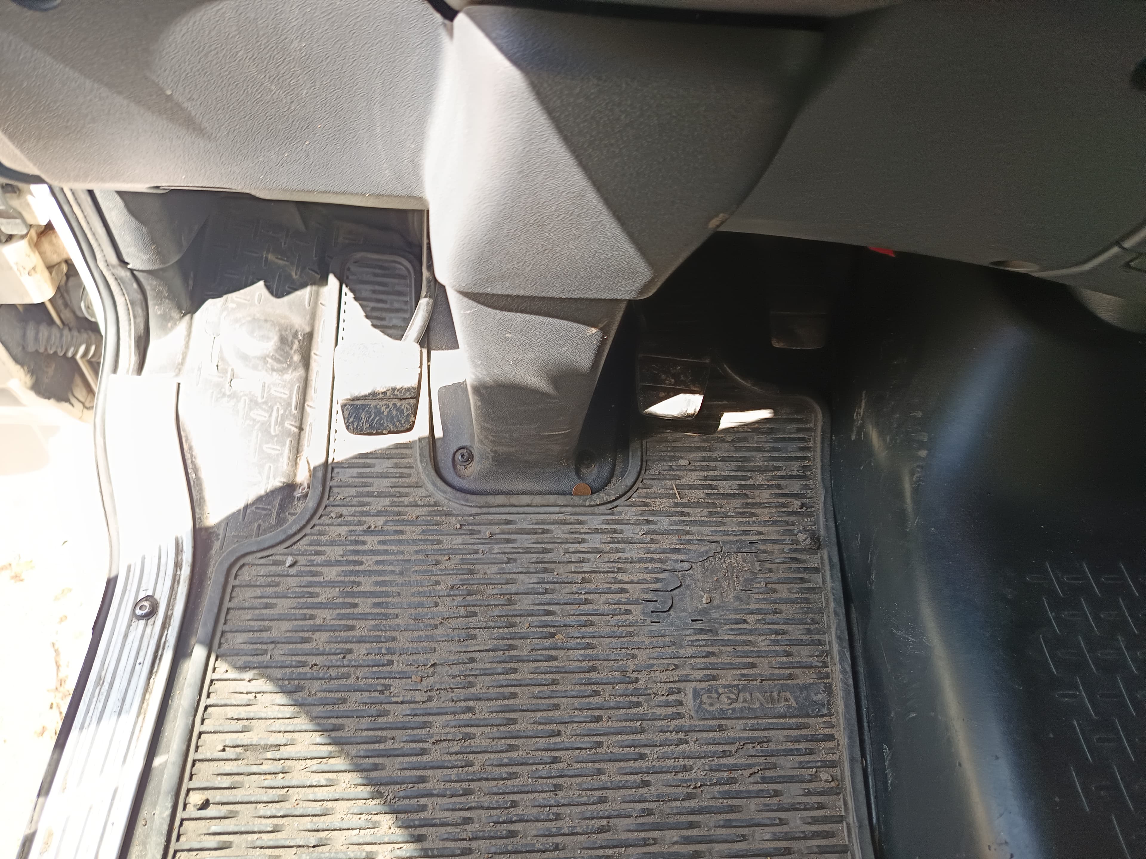 Scania A4 · Ano 2010 — image 17