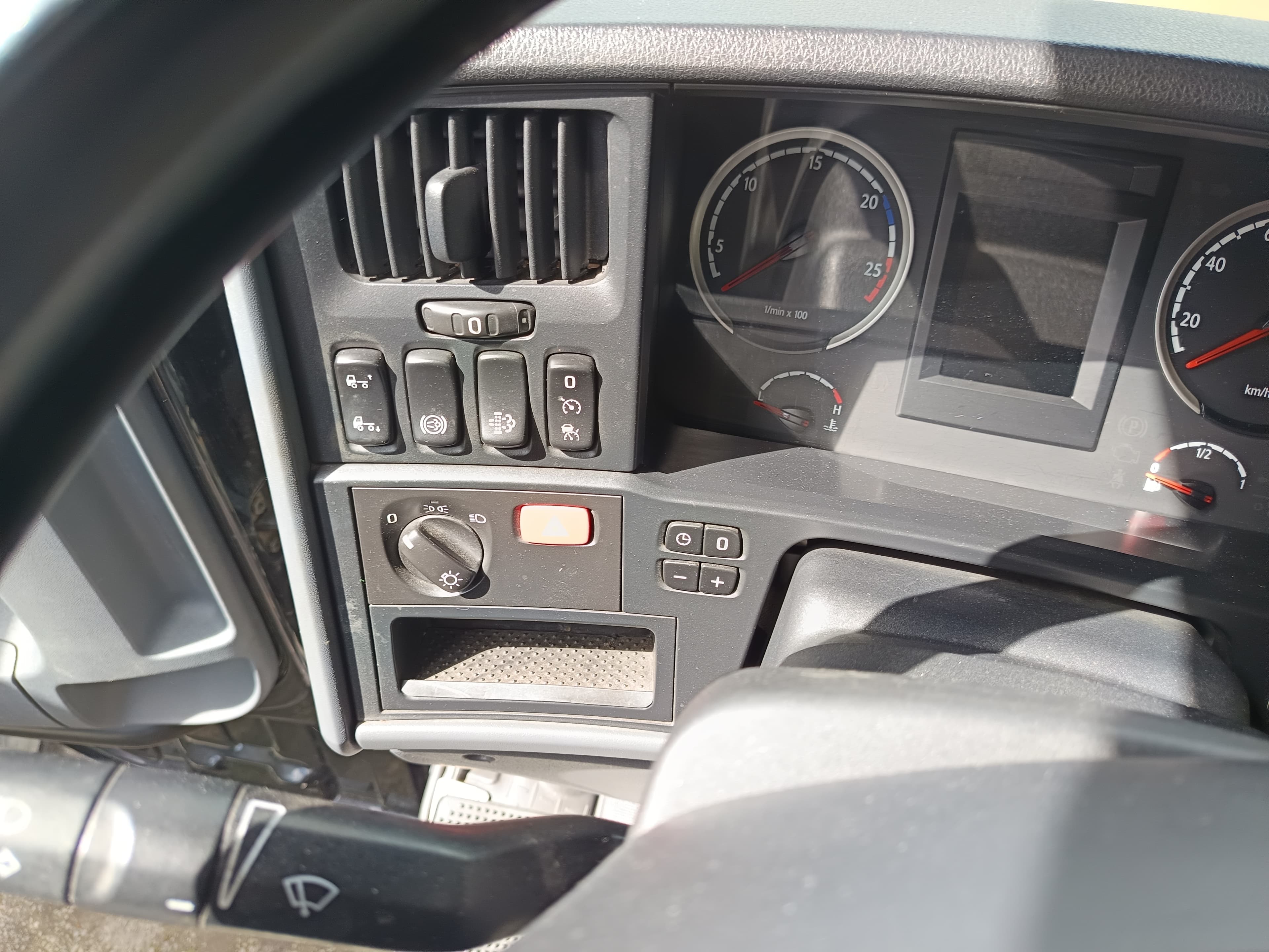 Scania A4 · Ano 2016 — imagem 19