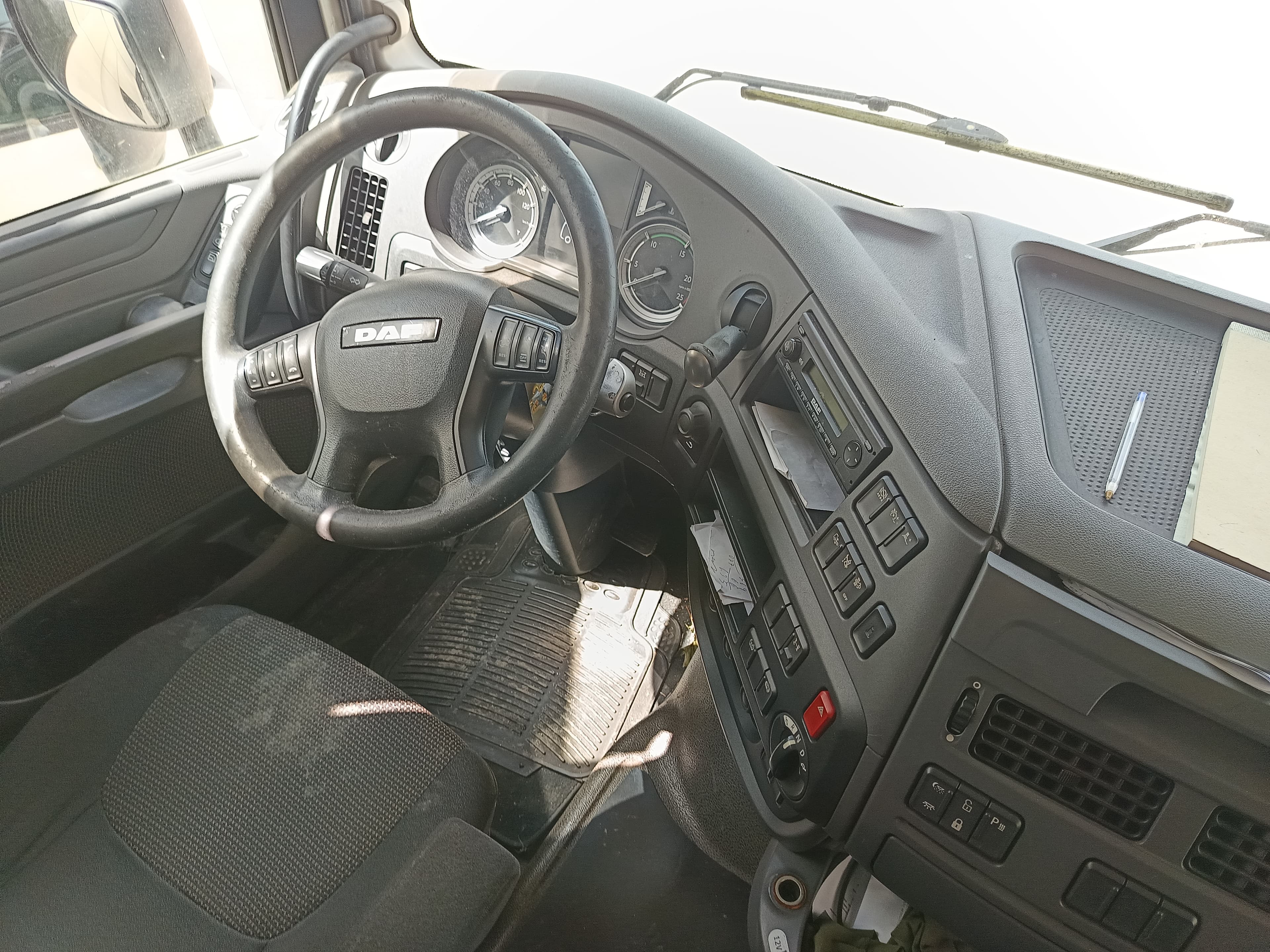 DAF OMEGA B · Ano 2015 — imagem 10