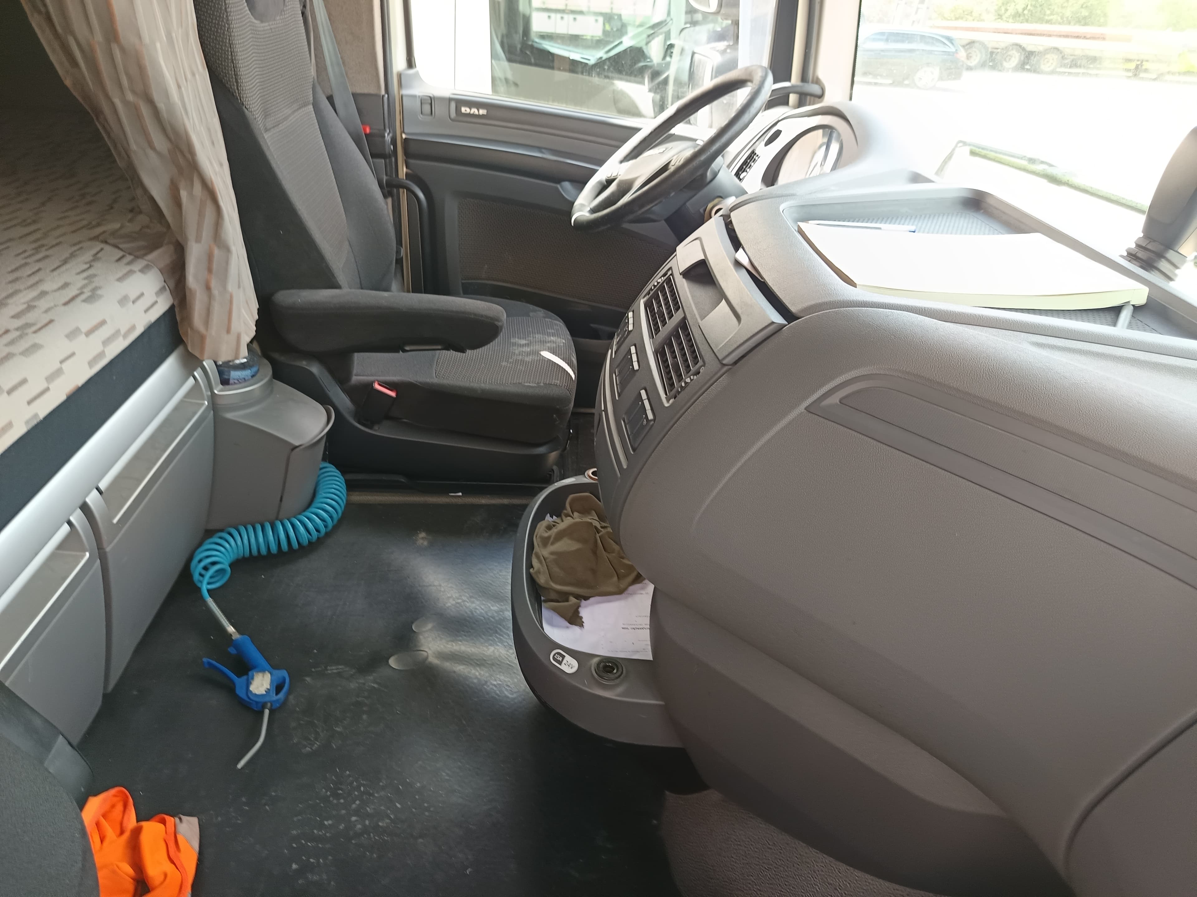 DAF OMEGA B · Ano 2015 — imagem 15