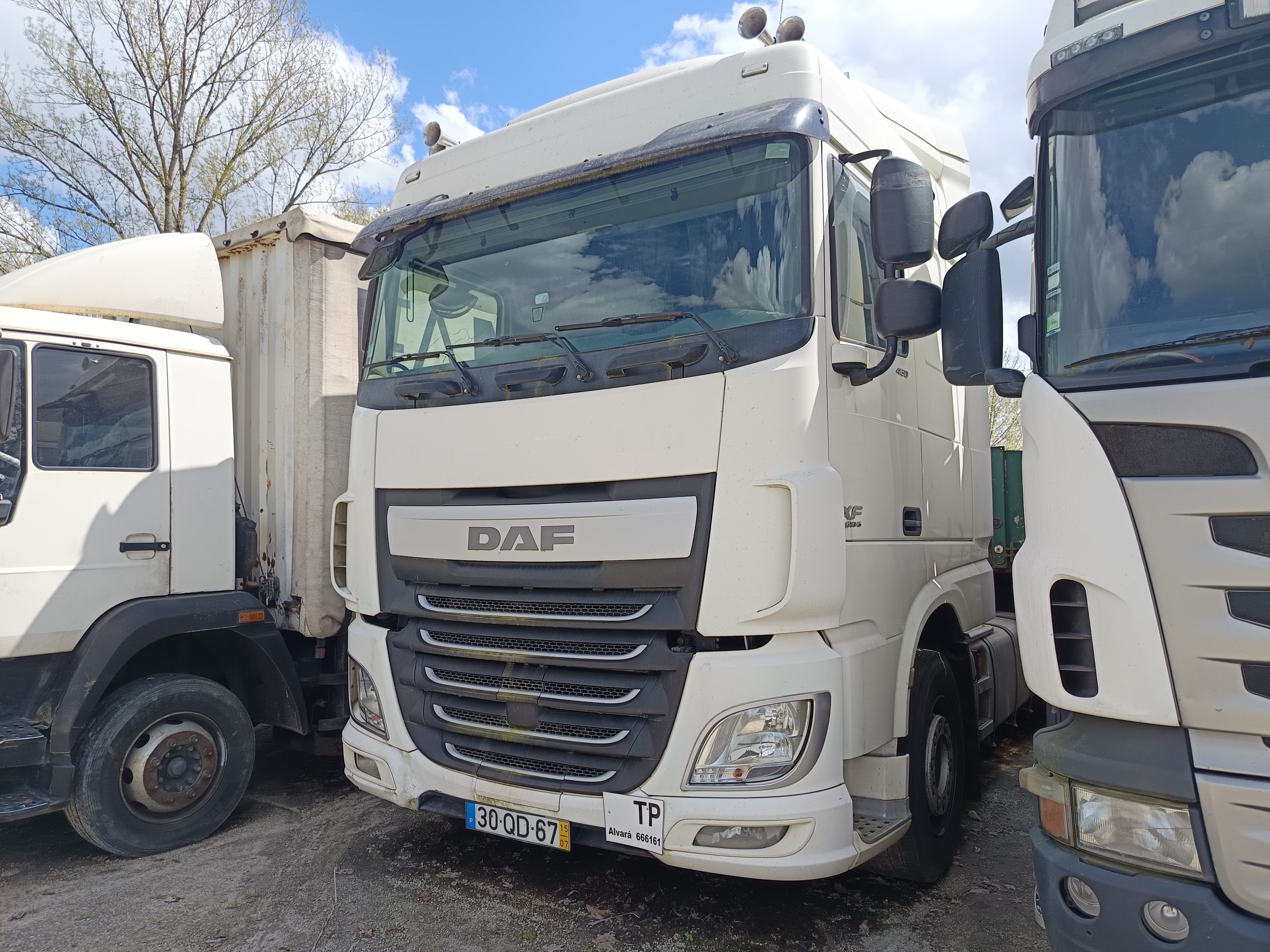DAF OMEGA B · Ano 2015 — imagem 1