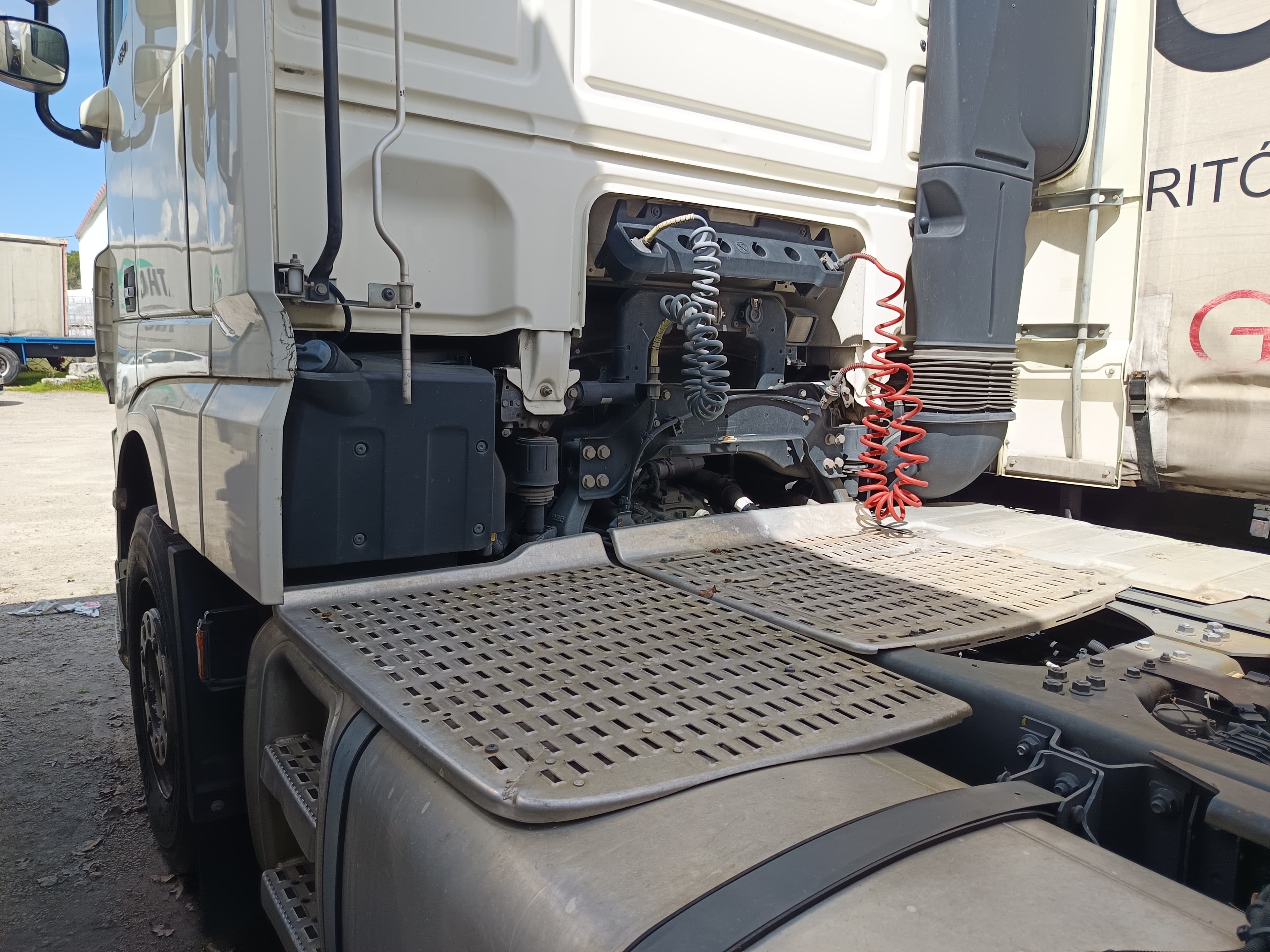 DAF OMEGA B · Ano 2015 — imagem 7