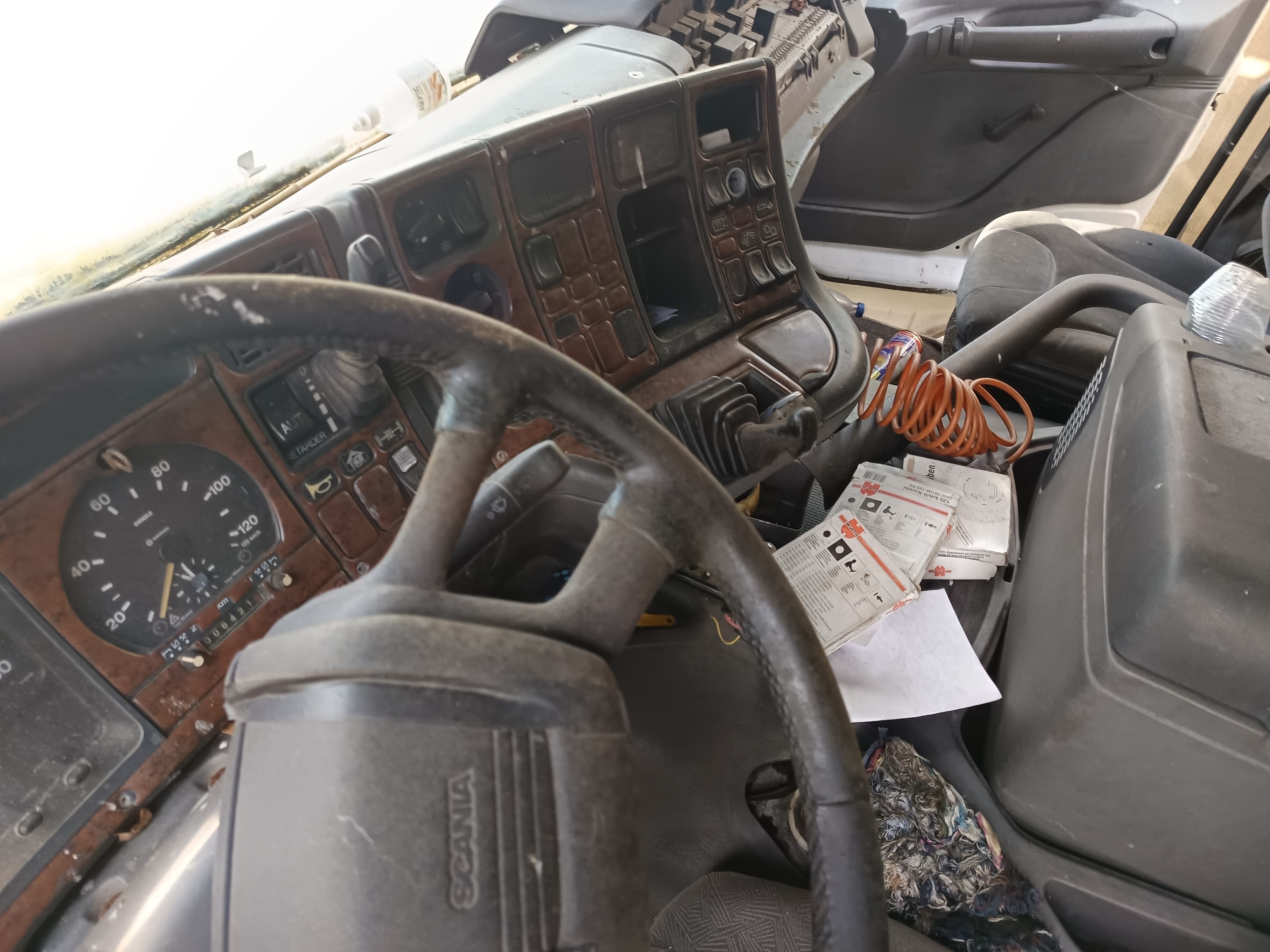 Scania A4 · Ano 2004 — imagem 9