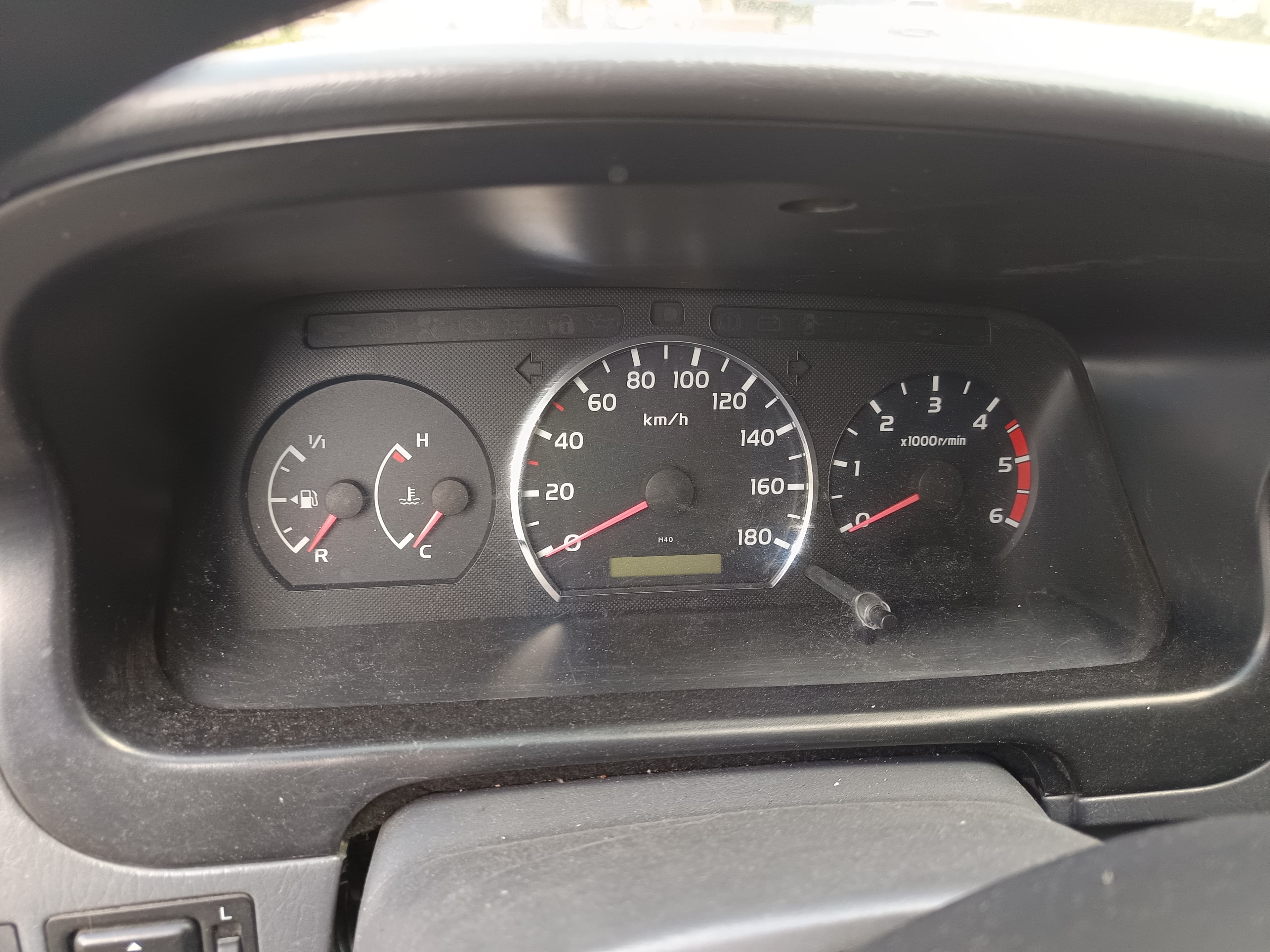 Toyota Hiace · Ano 2010 — imagem 15