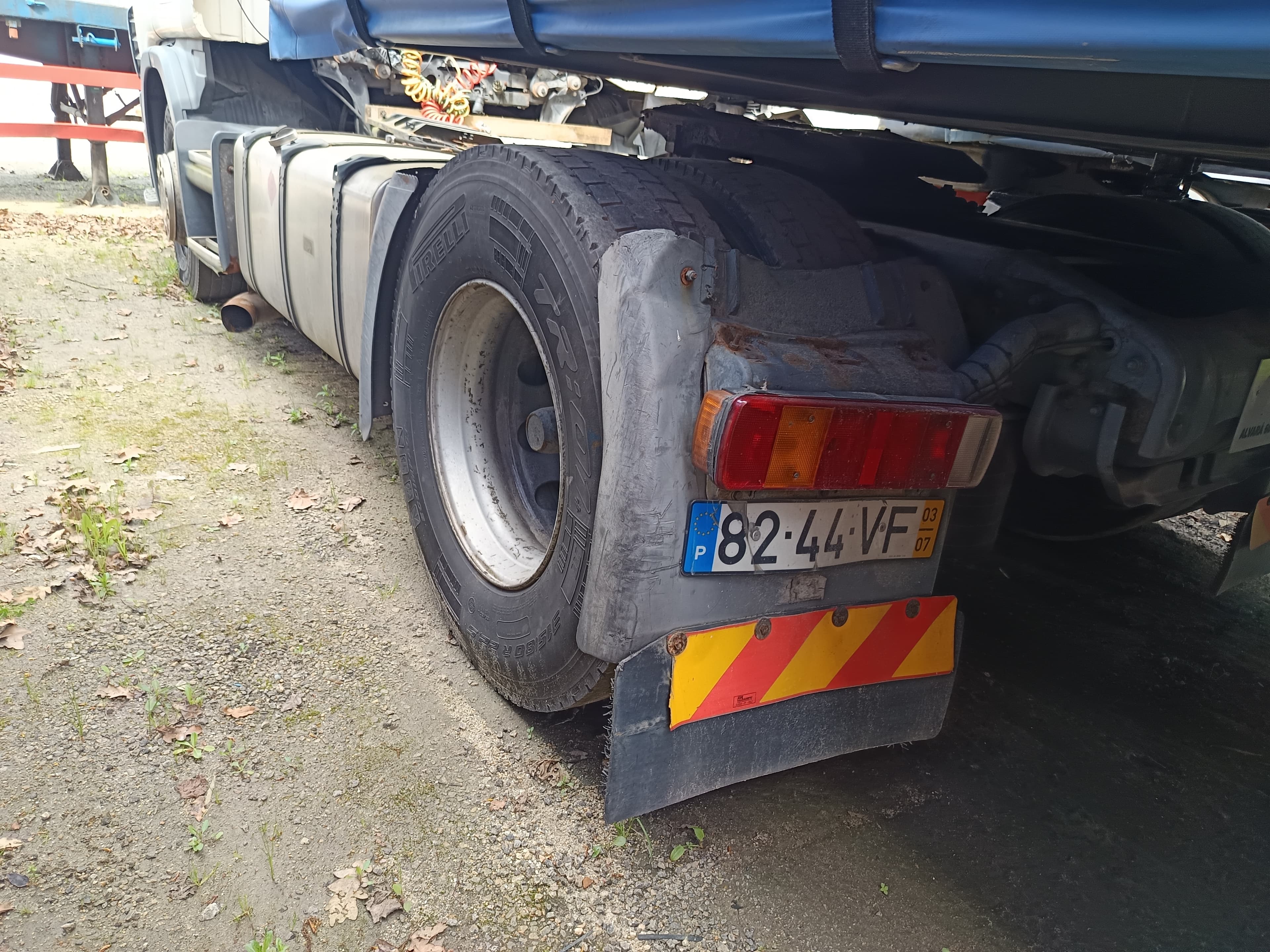 Scania A4 · Ano 2003 — imagem 5