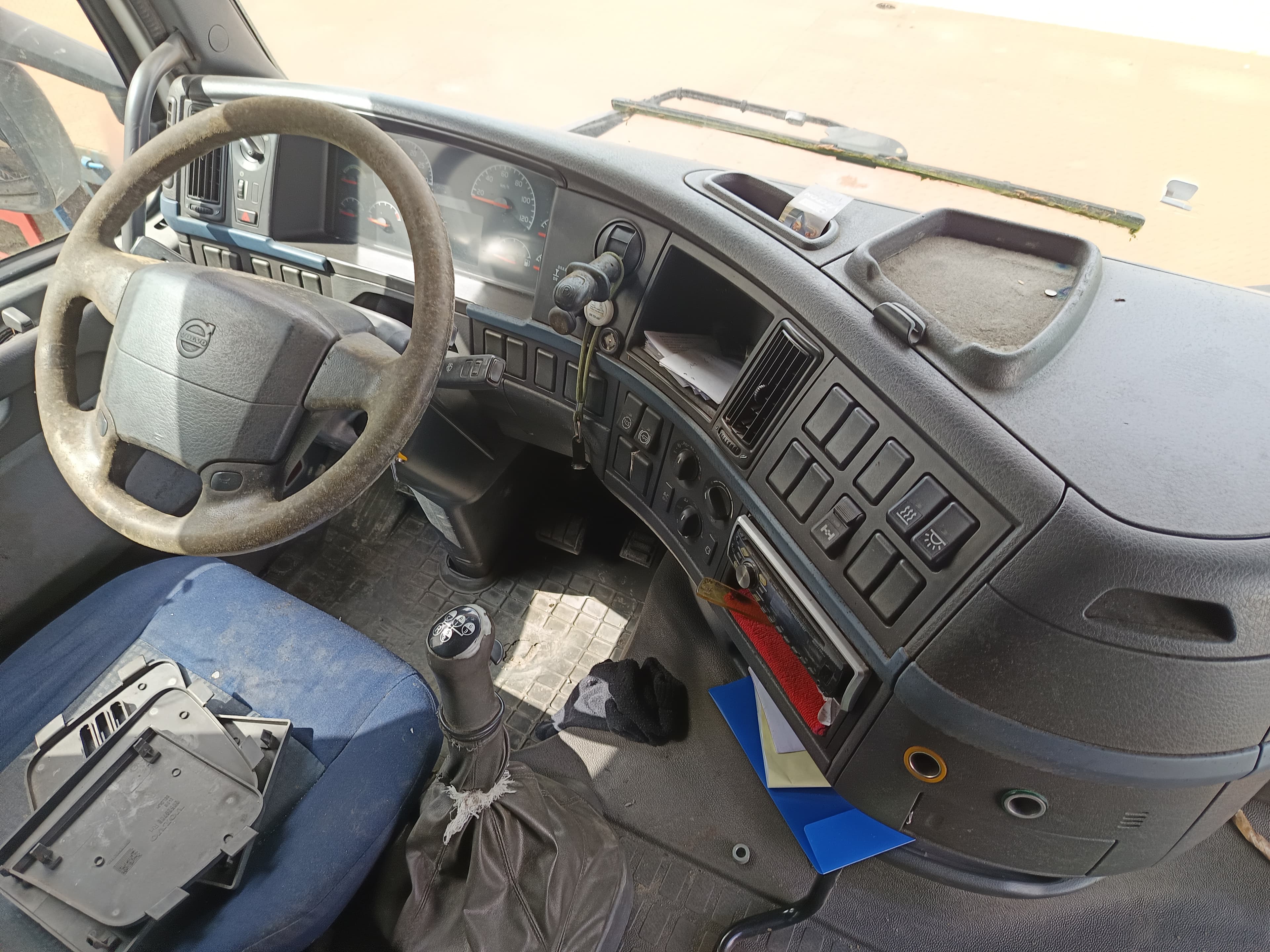 Volvo Lanos · Ano 2006 — imagem 14