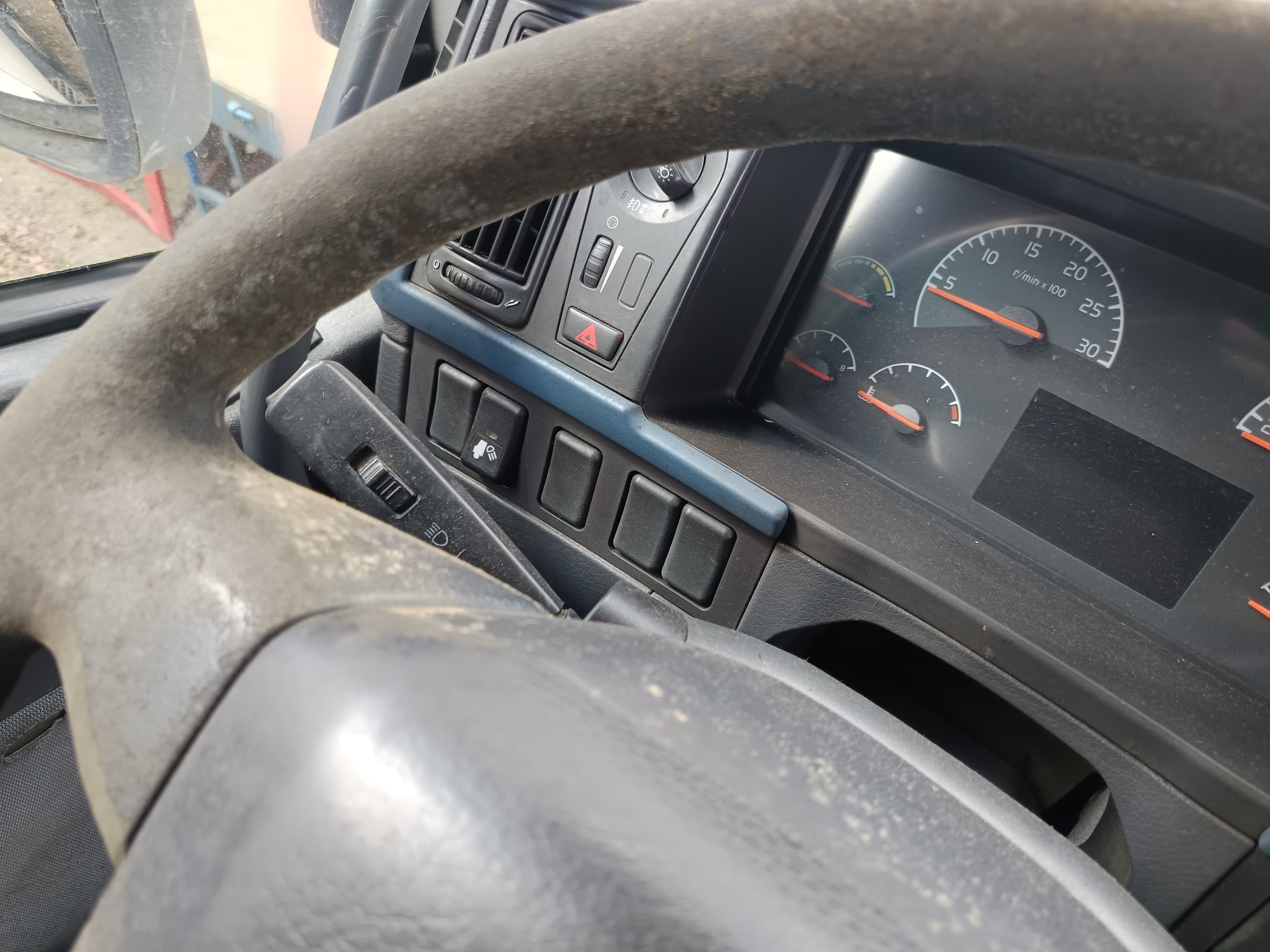 Volvo Lanos · Ano 2006 — imagem 17