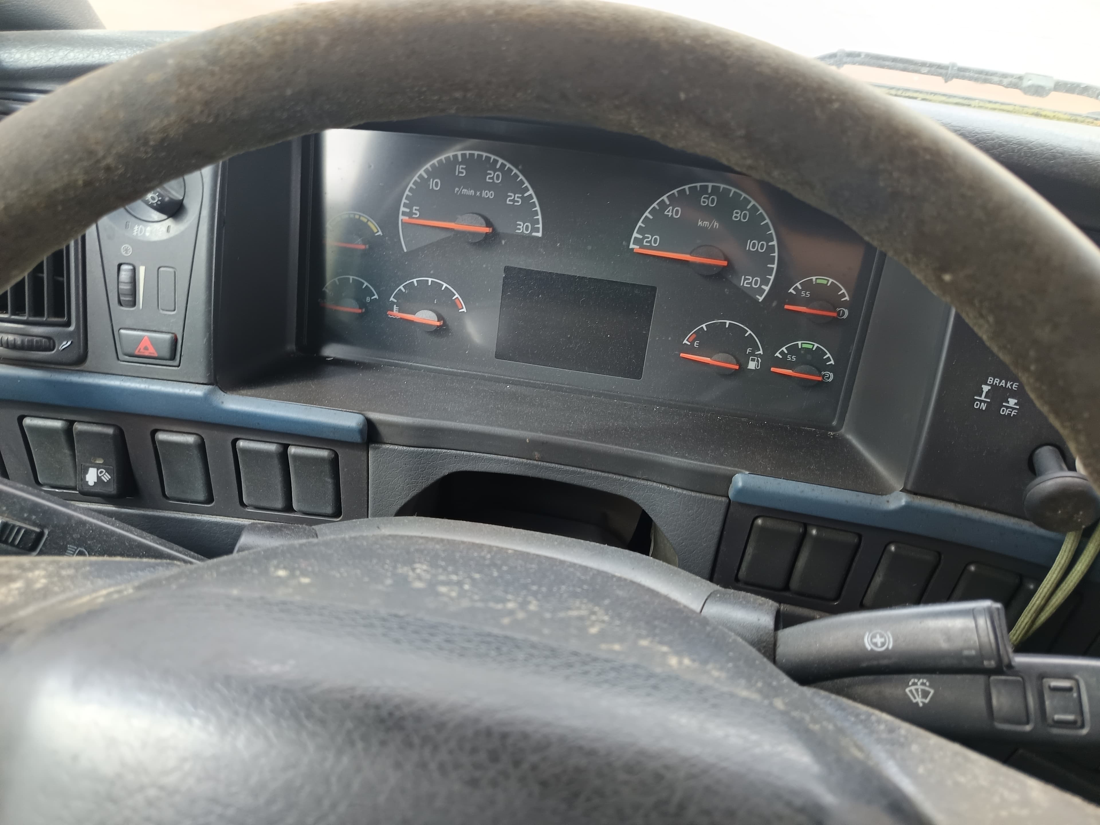 Volvo Lanos · Ano 2006 — imagem 15