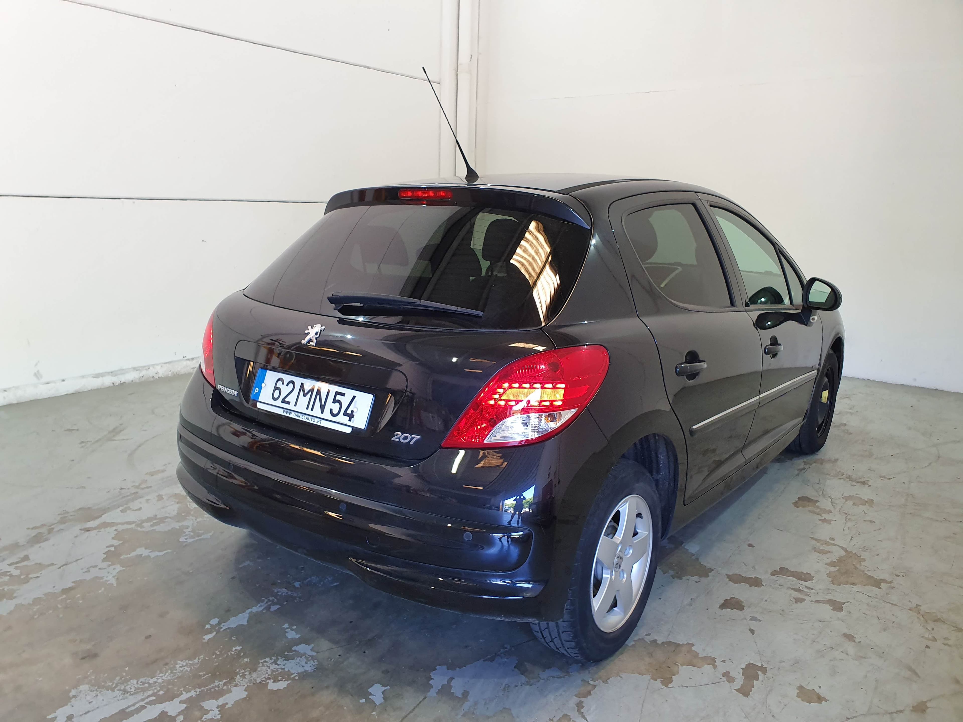Peugeot 207 · Ano 2012 — imagem 6