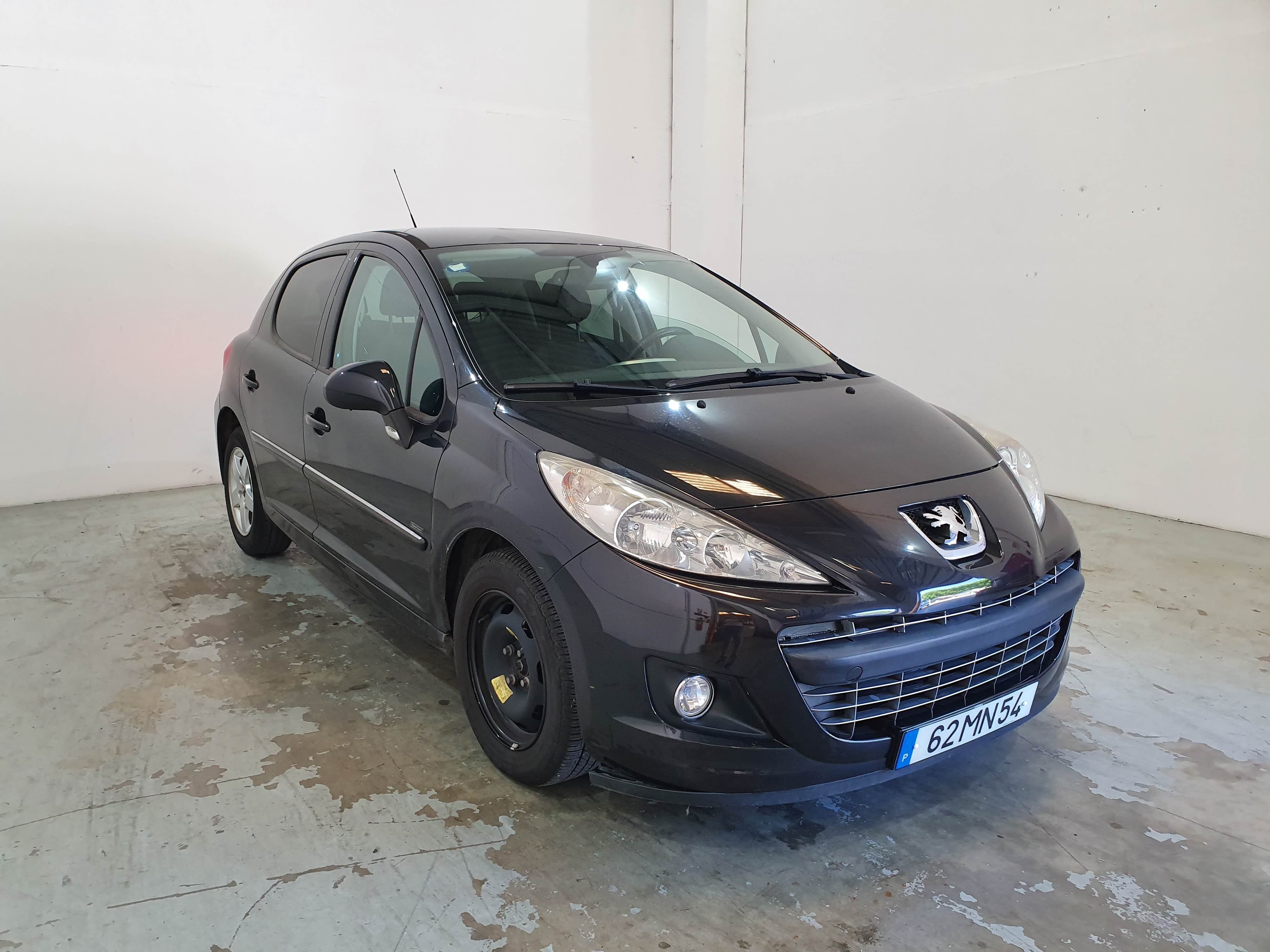 Peugeot 207 · Ano 2012 — imagem 3