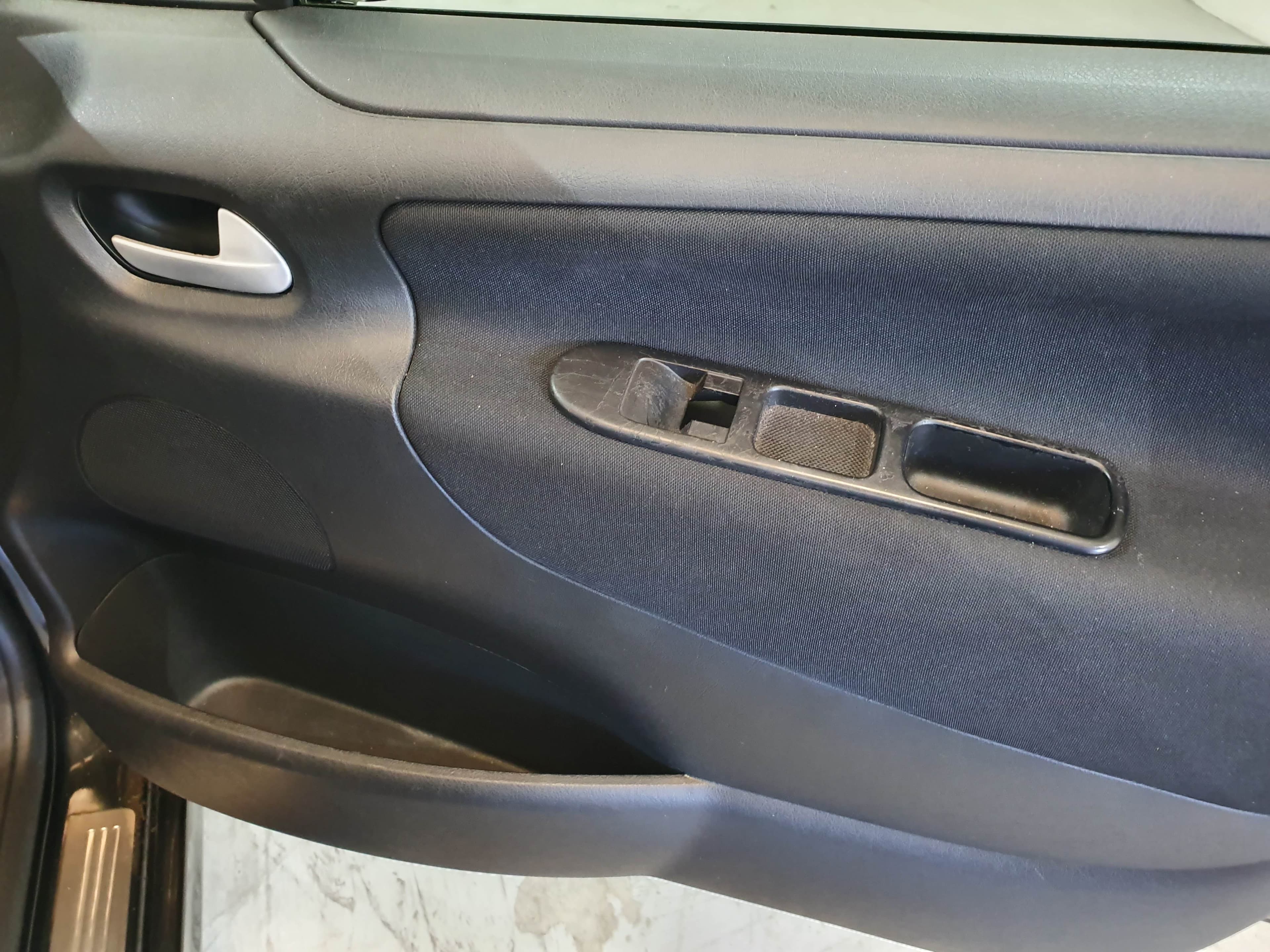 Peugeot 207 · Ano 2012 — imagem 13
