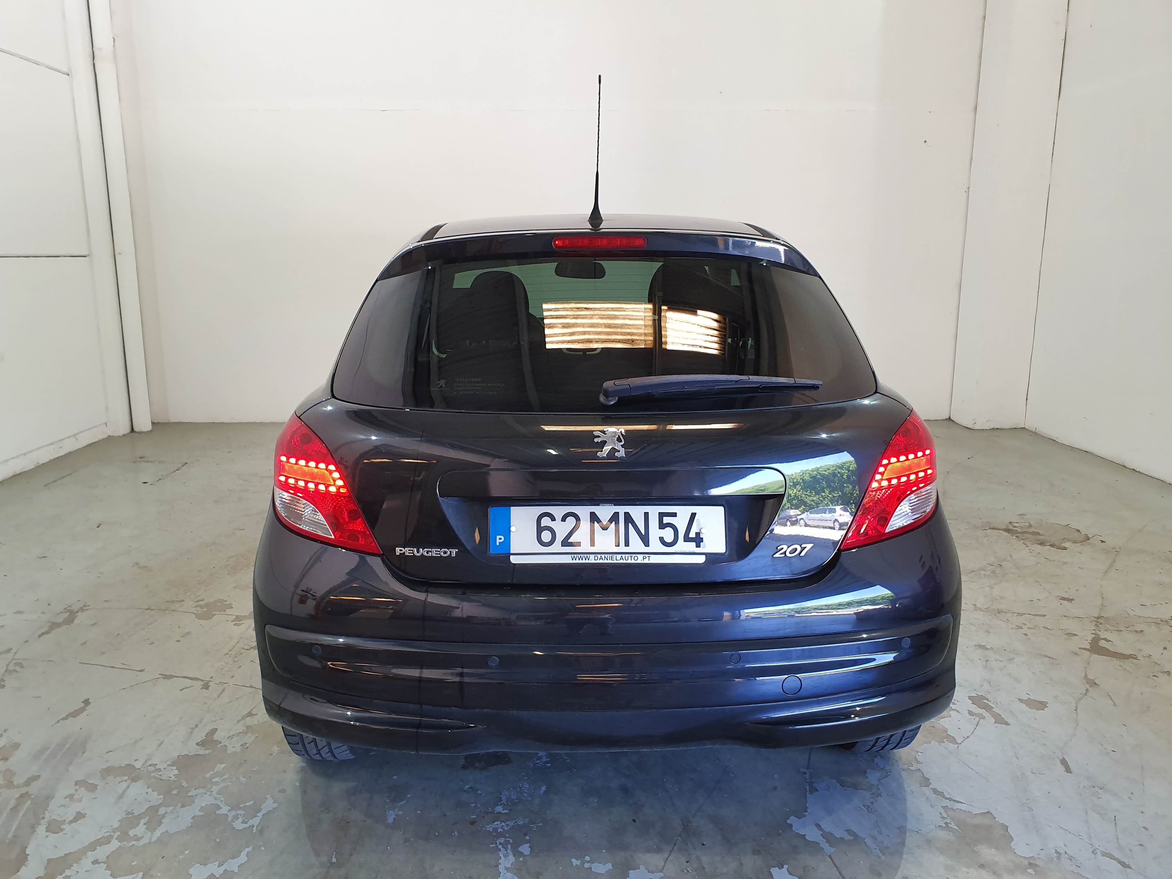 Peugeot 207 · Ano 2012 — imagem 5