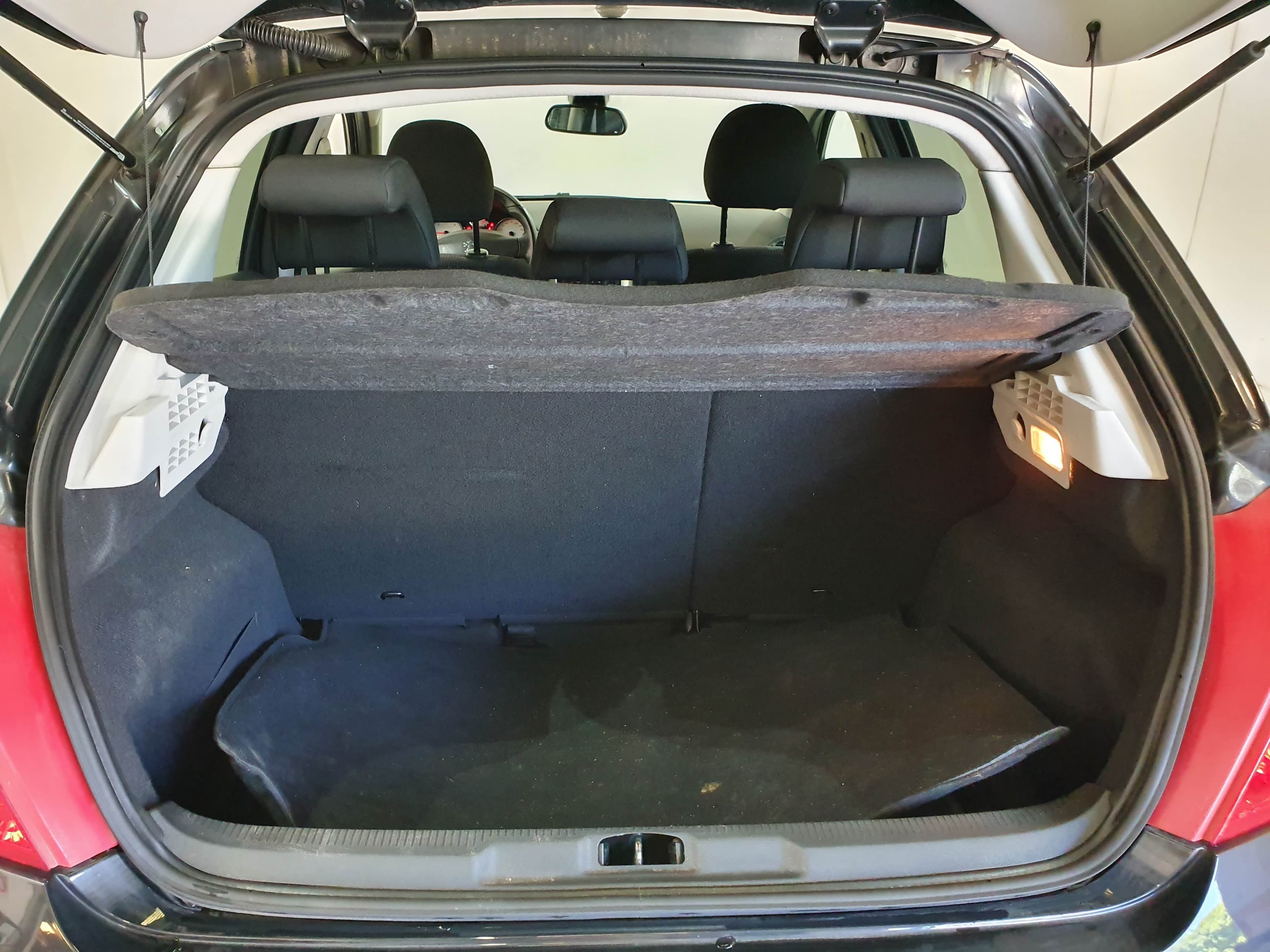Peugeot 207 · Ano 2012 — imagem 8