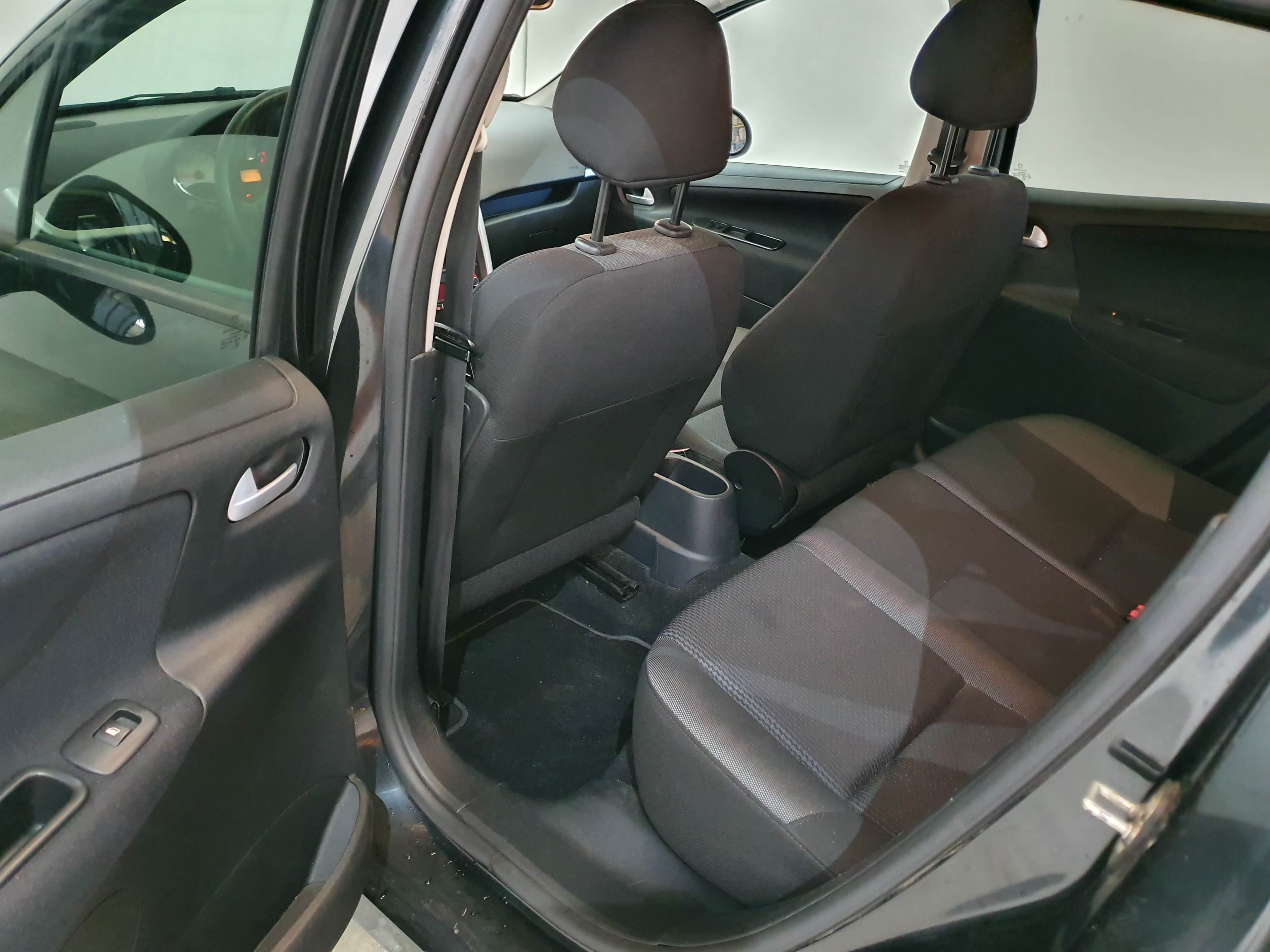 Peugeot 207 · Ano 2012 — imagem 15