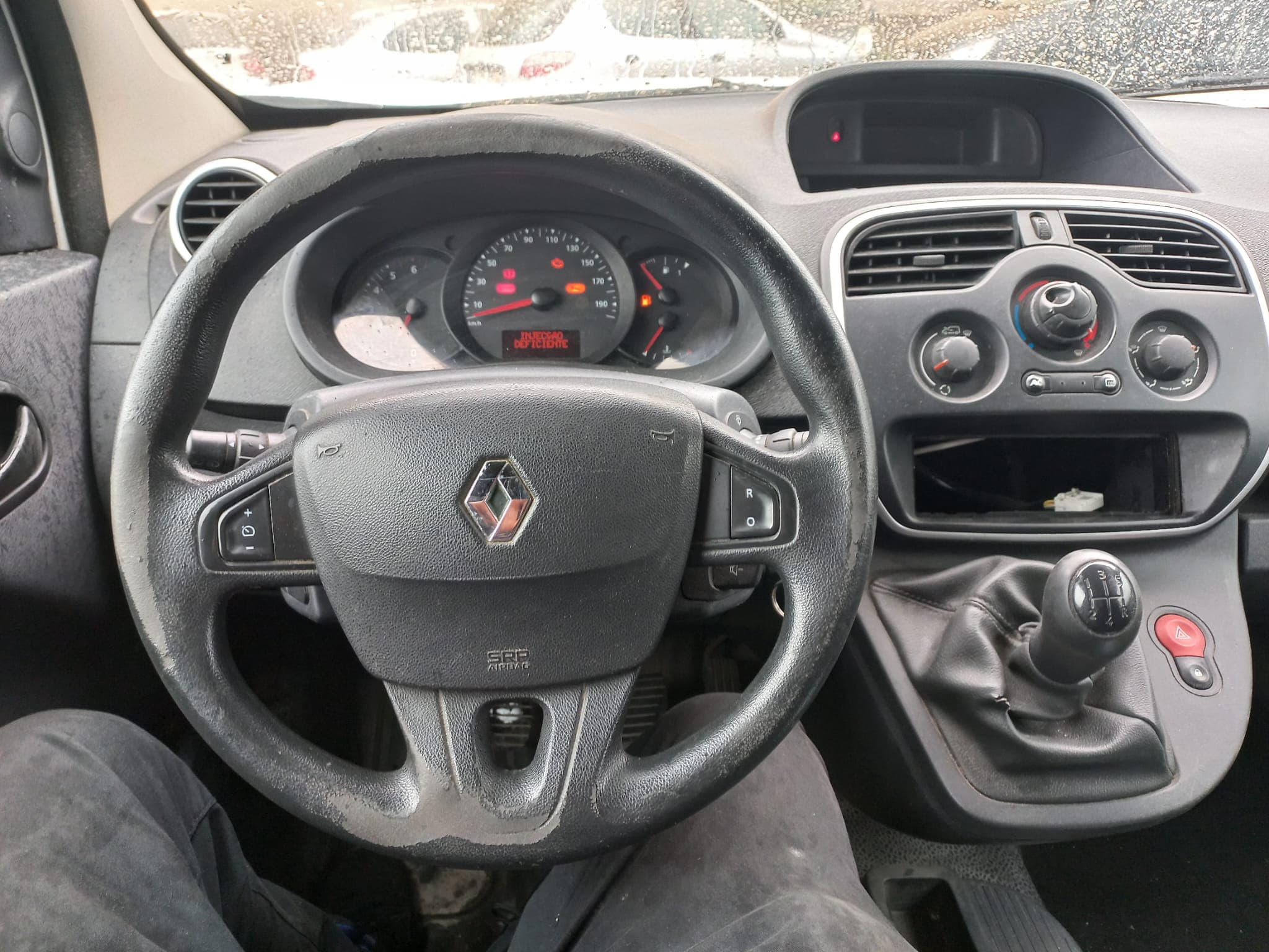 Renault Kangoo · Ano 2014 — image 19