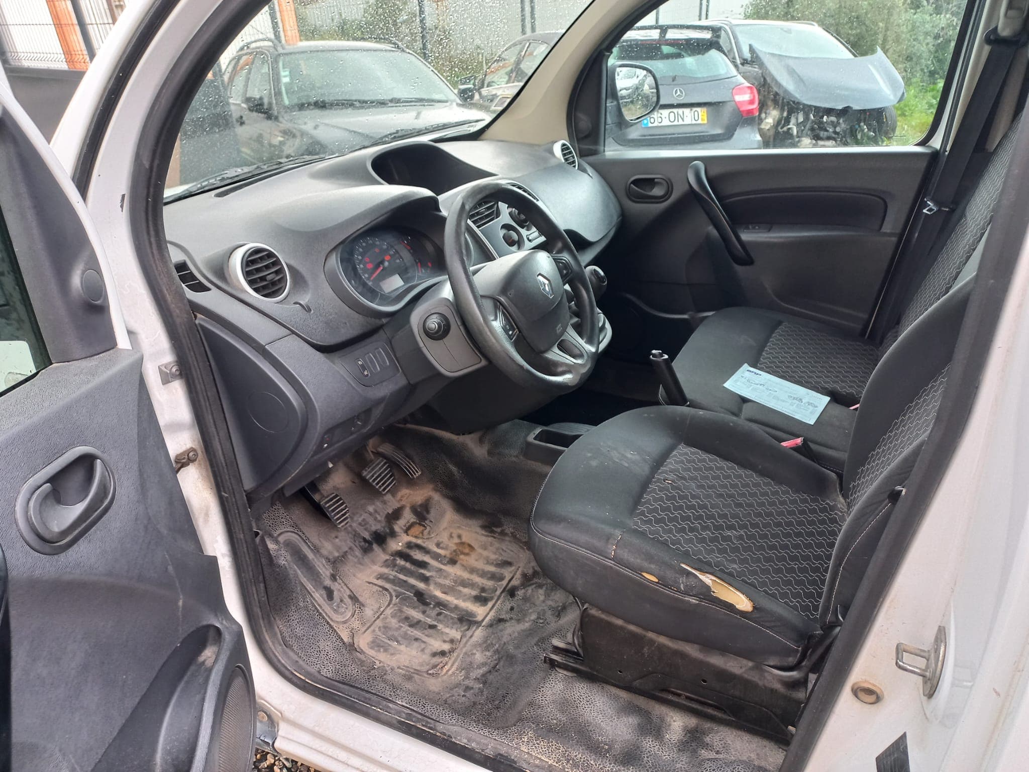 Renault Kangoo · Ano 2014 — image 13