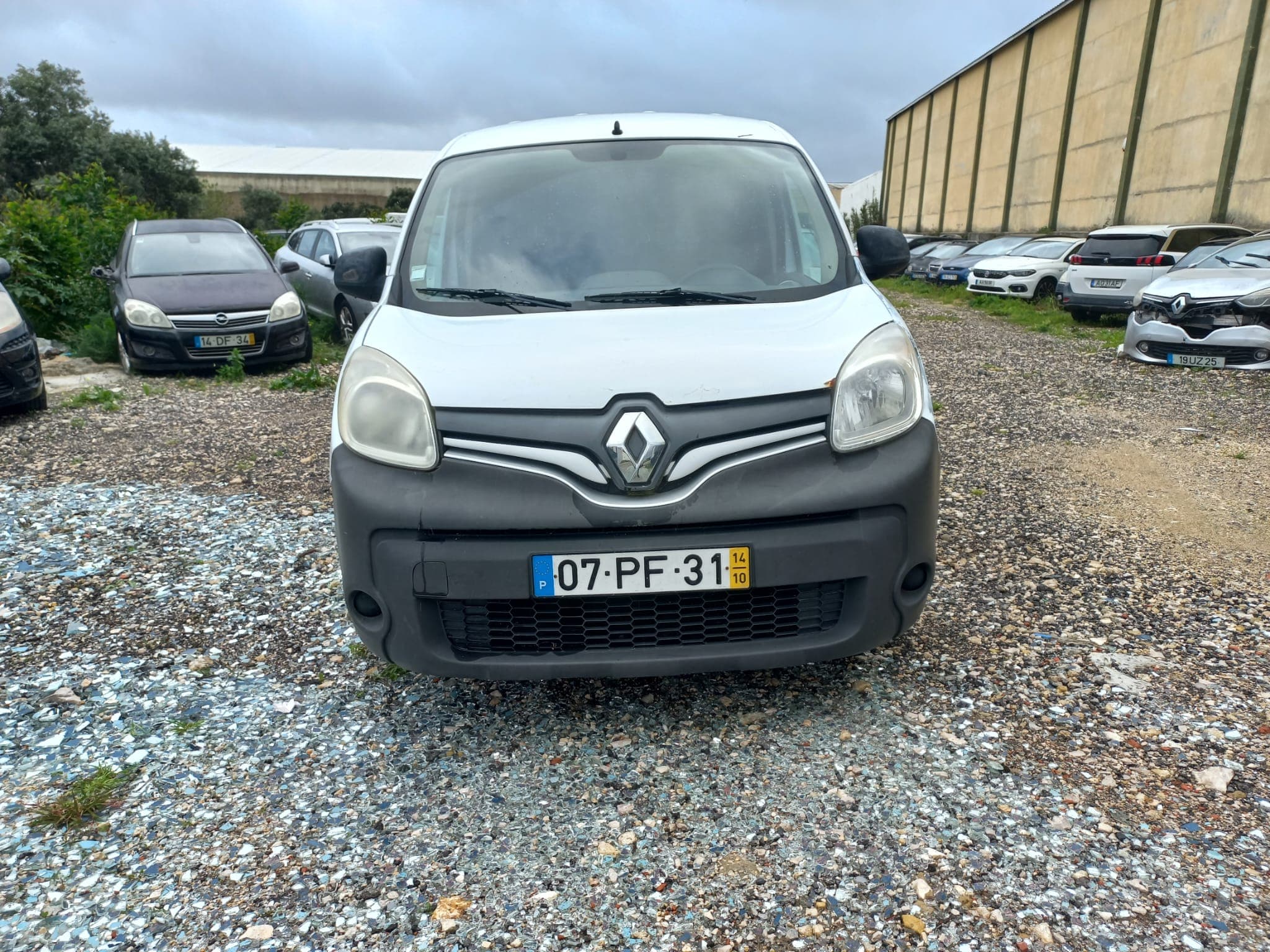 Renault Kangoo · Ano 2014 — image 2