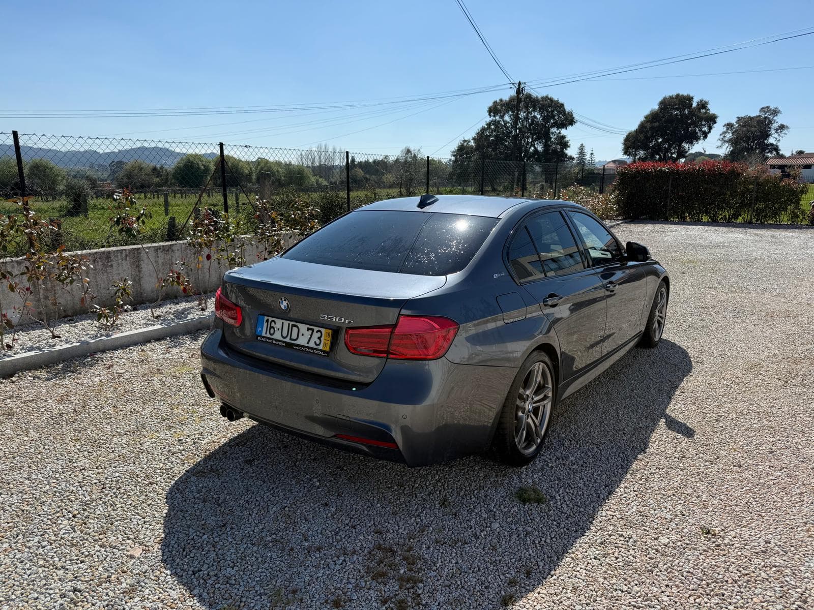 BMW 330E · Ano 2018 — imagem 3